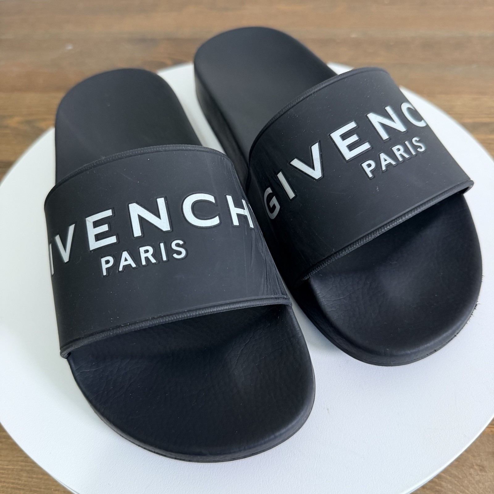 Givenchy Paris Black Women’s Rubber Flat Slides Sandals Size 37 Made In Italy