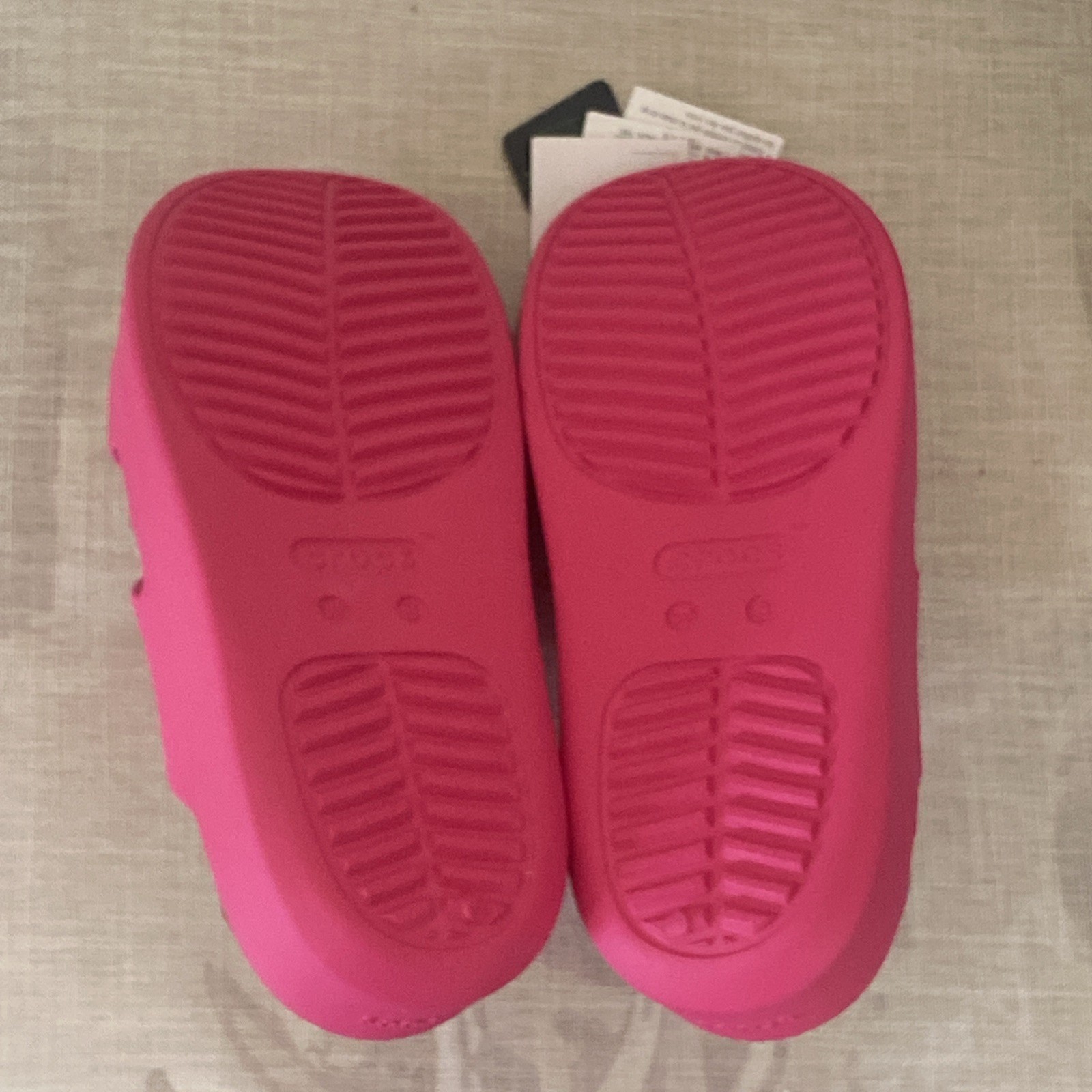 Crocs Women’s Getaway Groove Platform H-Strap Sandal | Size 6 | Dragon Fruit