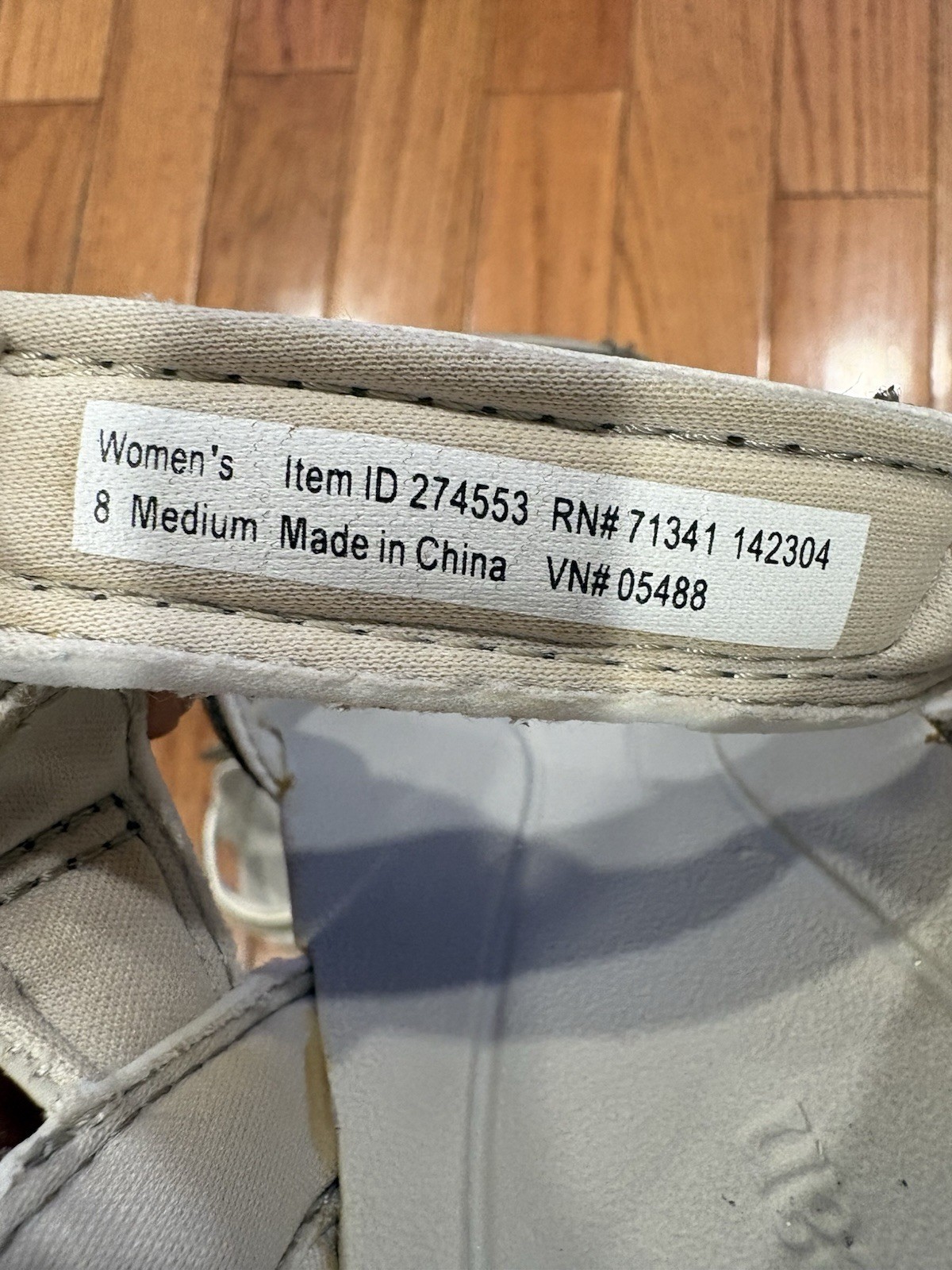 L.L.Bean Women’s Strappy Hook & Loop Sandals Gray/White 8M Nylon Upper