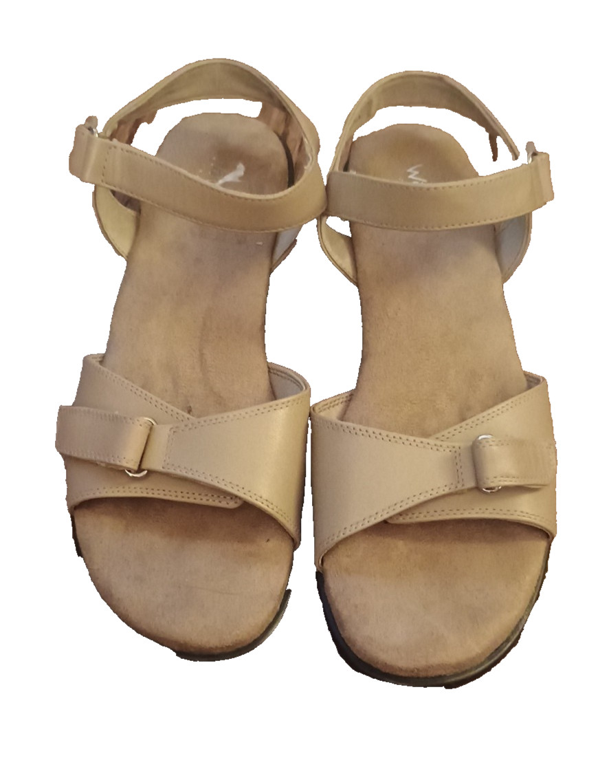 New Walking Cradles Taupe Cushioned Comfort Sandals Sz 9 Sling back 1.25″ wedge