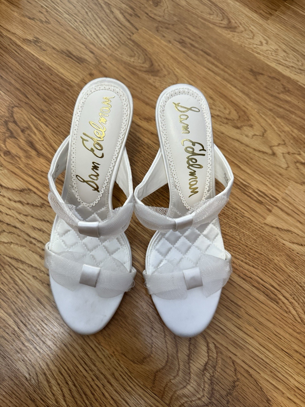Sam Edelman Women’s White Solid Bow Strappy Slip-On Slide Sandals