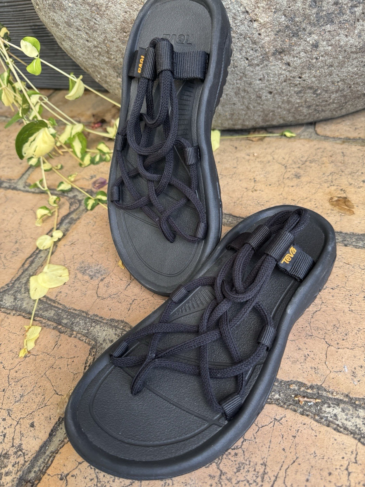Women’s Hurricane XLT Infinity Sandals Black US 6 EU 37 Lace Up Synthetic Upper