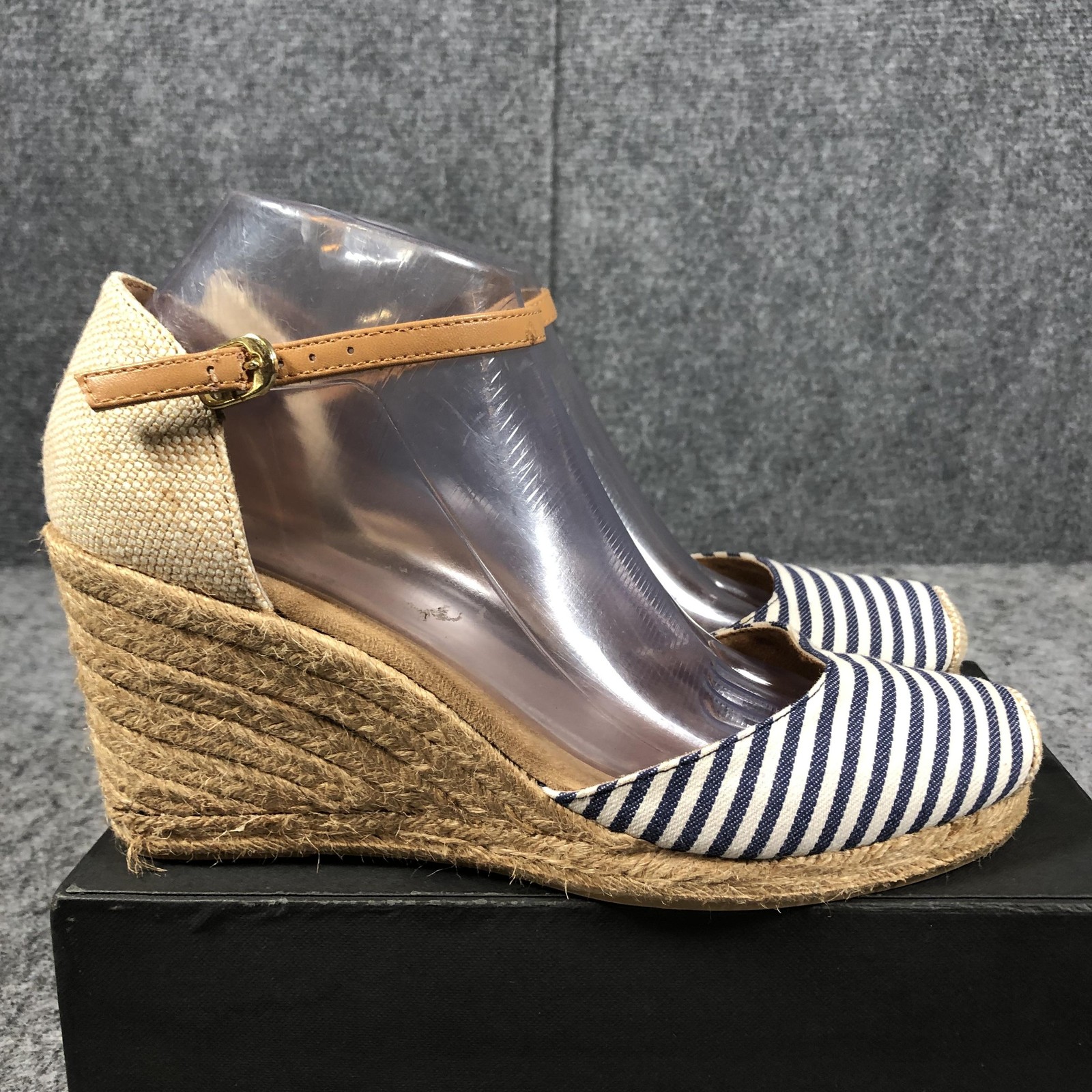White Mountain Mamba Wedge Sandals Womens 9 Blue Stripe Espadrille