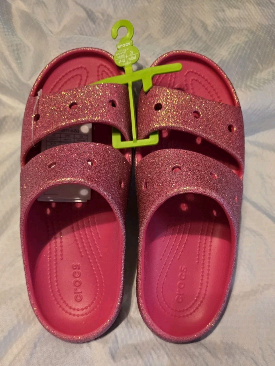 WOMEN’S SIZE 10 CROCS CLASSIC IRIDESCENT GLITTER SANDAL 2.0 IN DRAGON FRUIT? NEW
