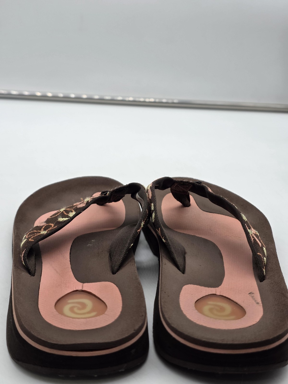 Rafters Sandals Womens Size 6 37 Brown Floral Thong Flip Flop Stains Shoes