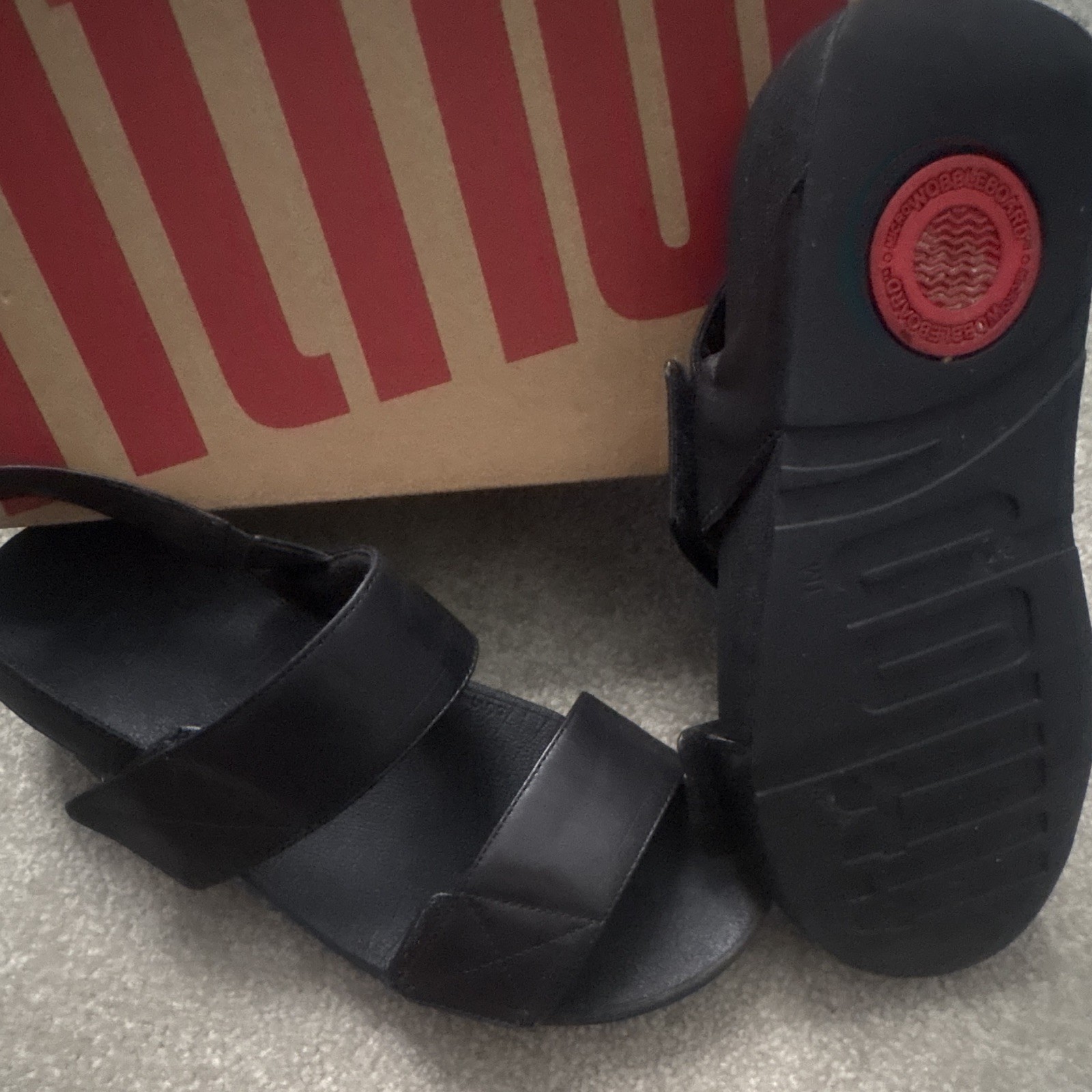 FitFlop Women’s Black Leather Strappy Wedge Sandals Hook & Loop Adjustable 8 M