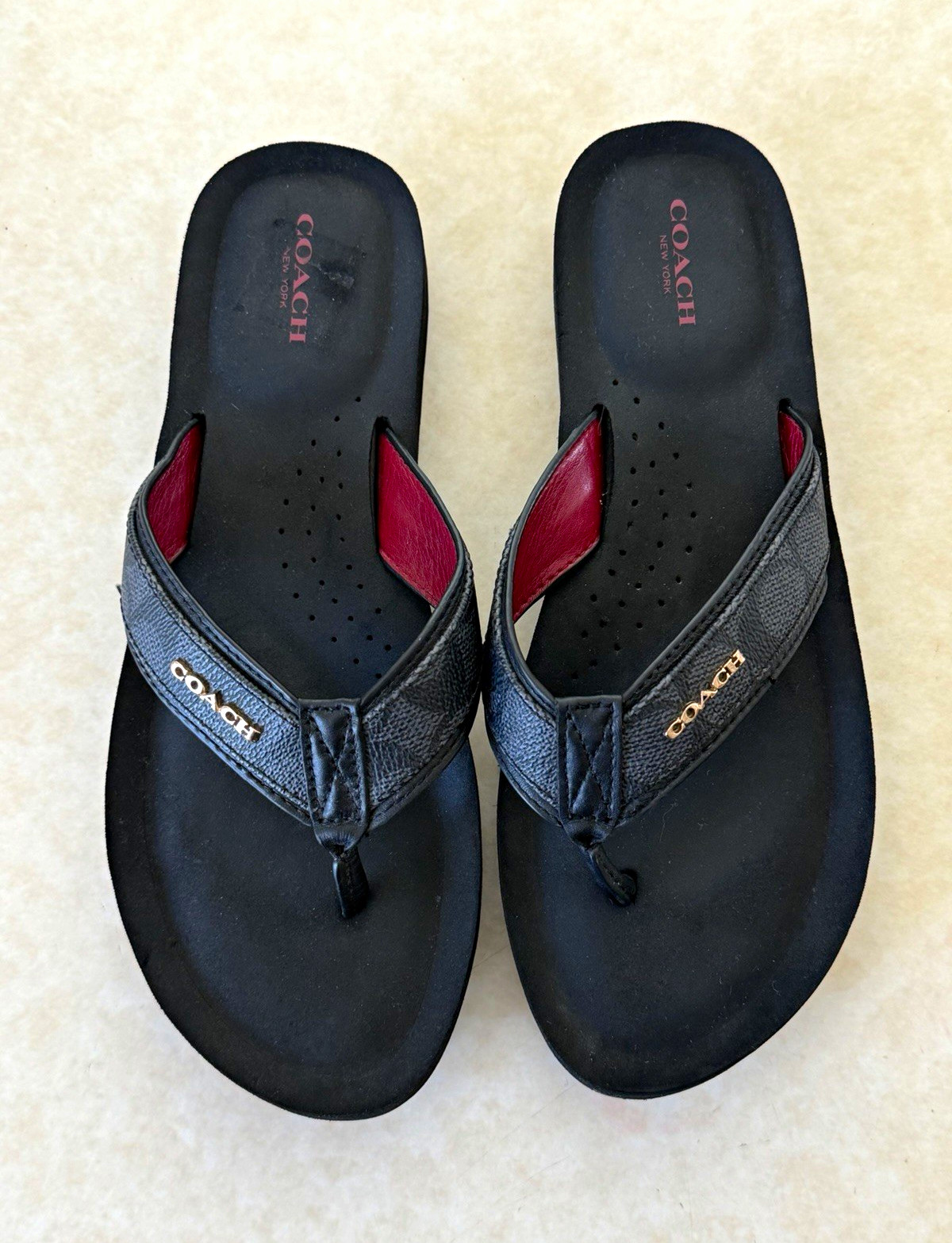 Coach Women’s Black/Red Leather Thong Flip Flop Sandals Logo Slip-On 9.5