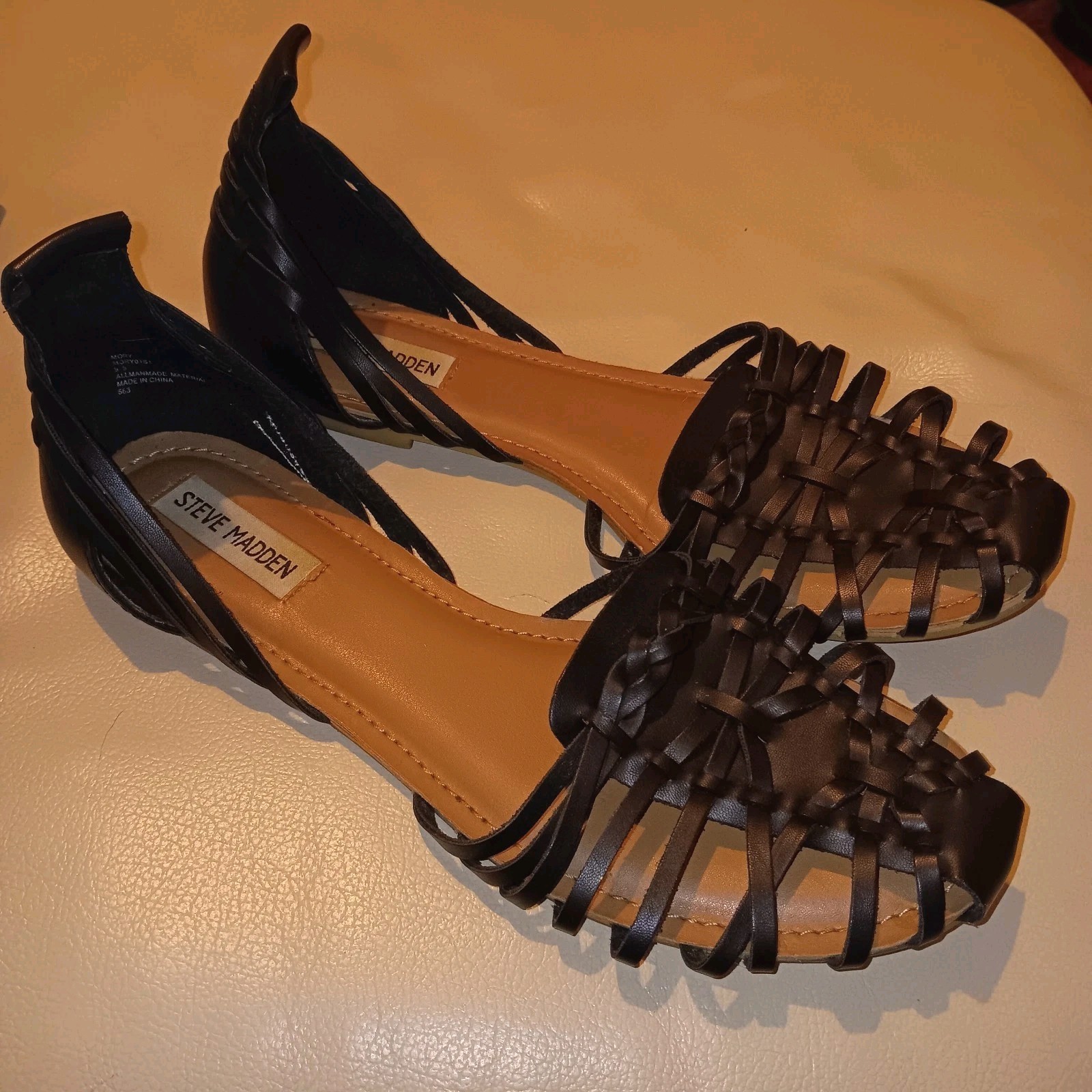 Steve Madden Black Woven Sandal Flats Spring Summer Boho Cute Classic Sz 9.5