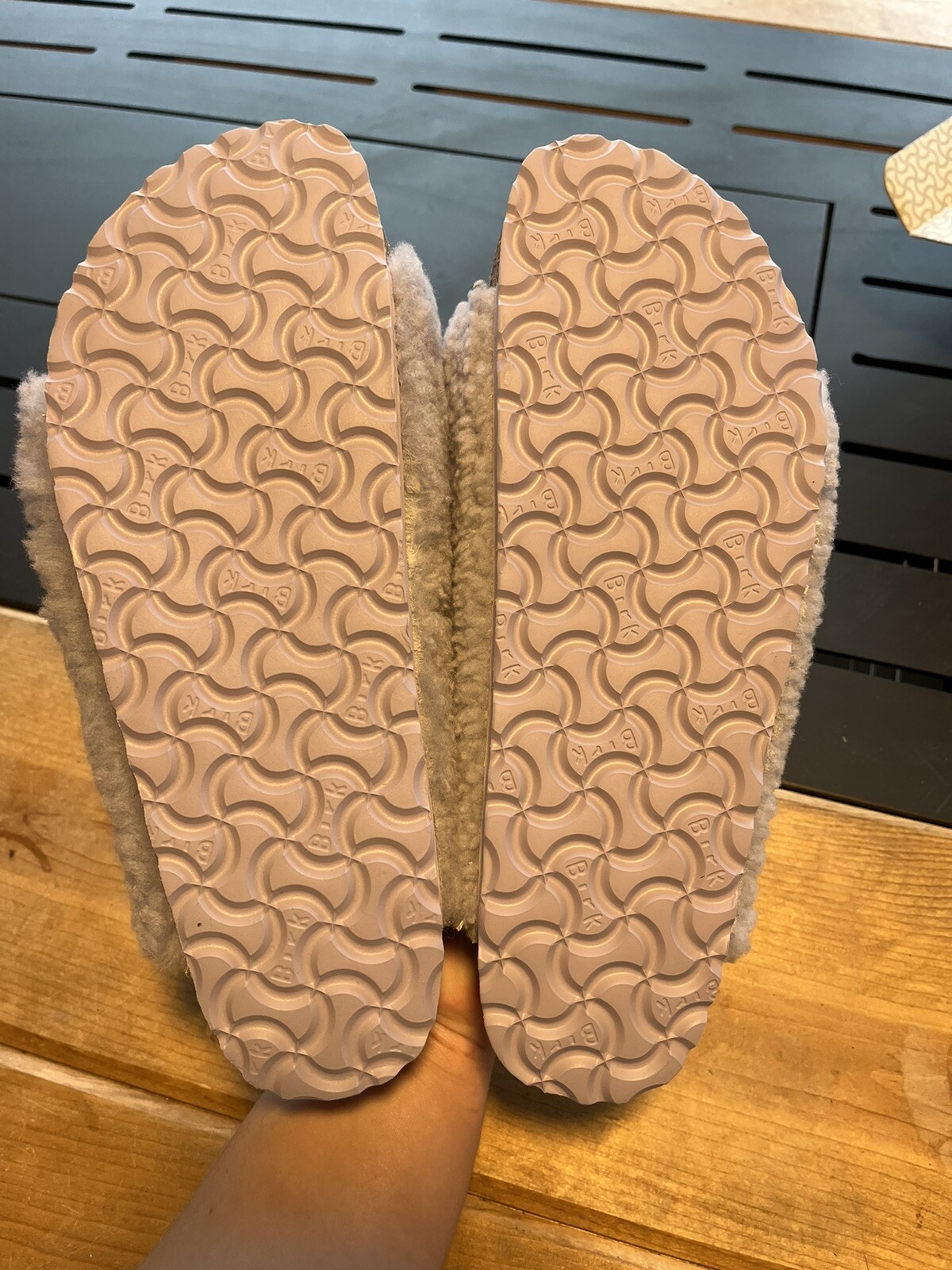 Birkenstock Arizona Big Buckle Teddy | EU 40 NARROW | US L9 / M7 | Purple Fog