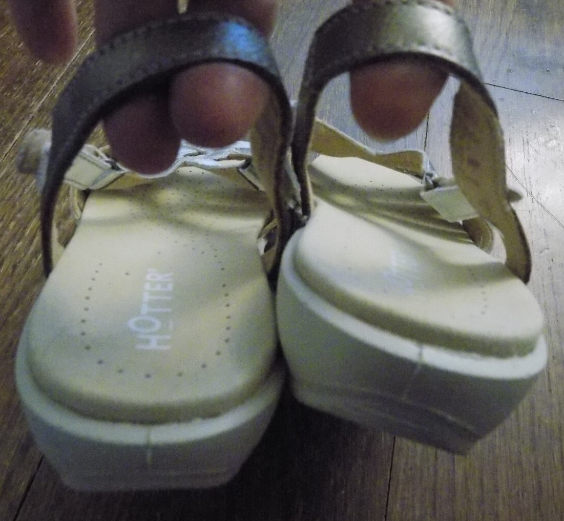Hotter Flare STD 7.5 Metallic Leather Sandals Bronze Gold Silver 1.25″ wedge EUC