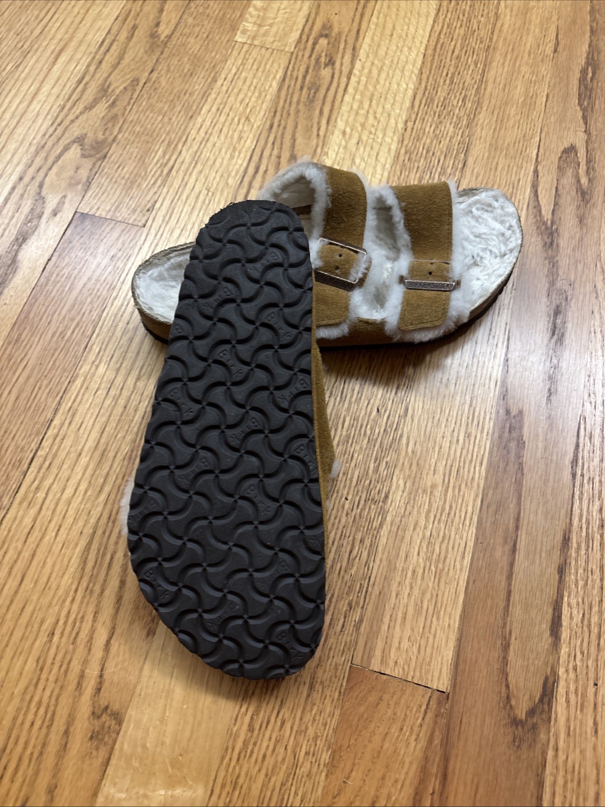 Tan Suede Birkenstock Arizona Shearling Size 41