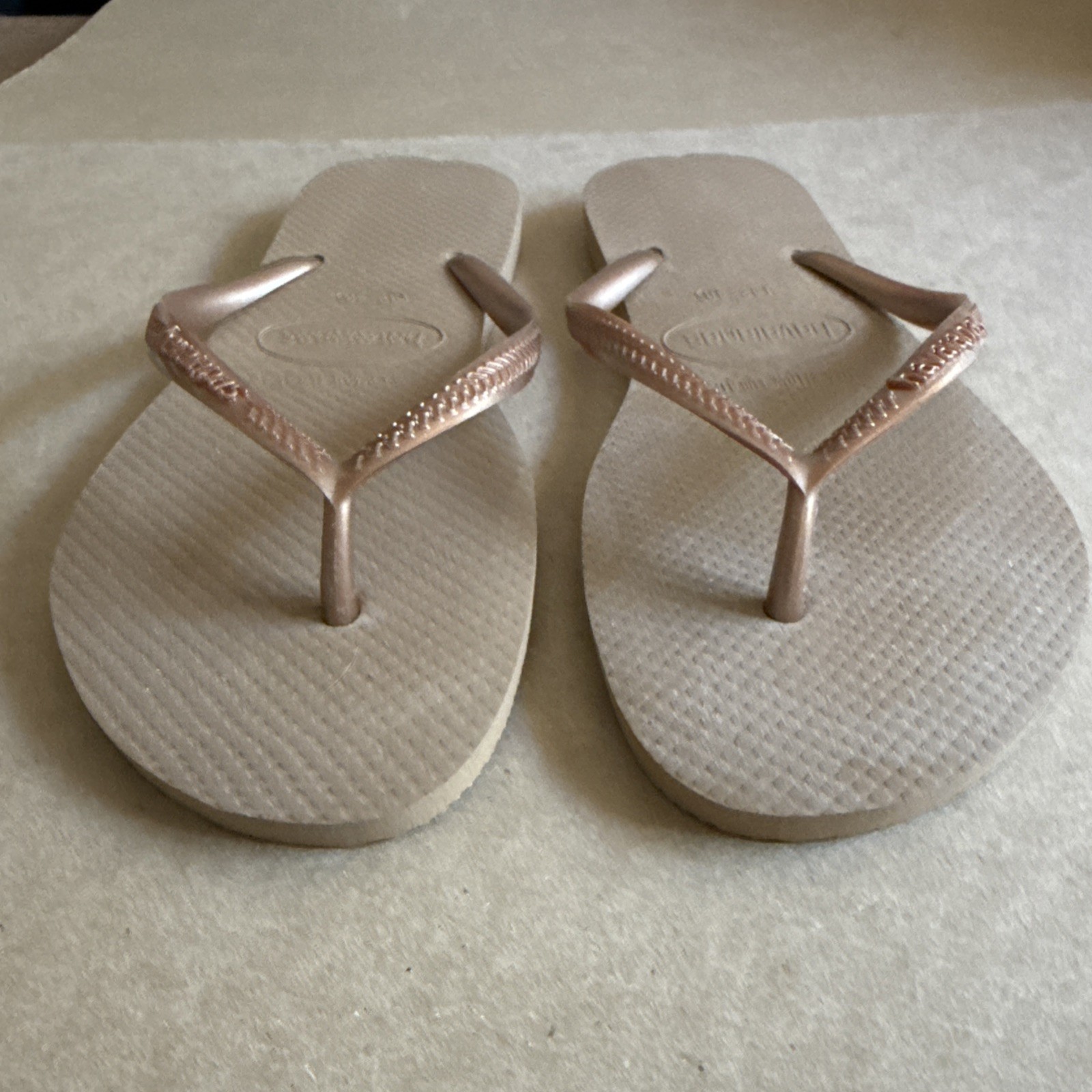 Havaianas Slim Light Bronze Metallic Bronze Strap 39/40 – New