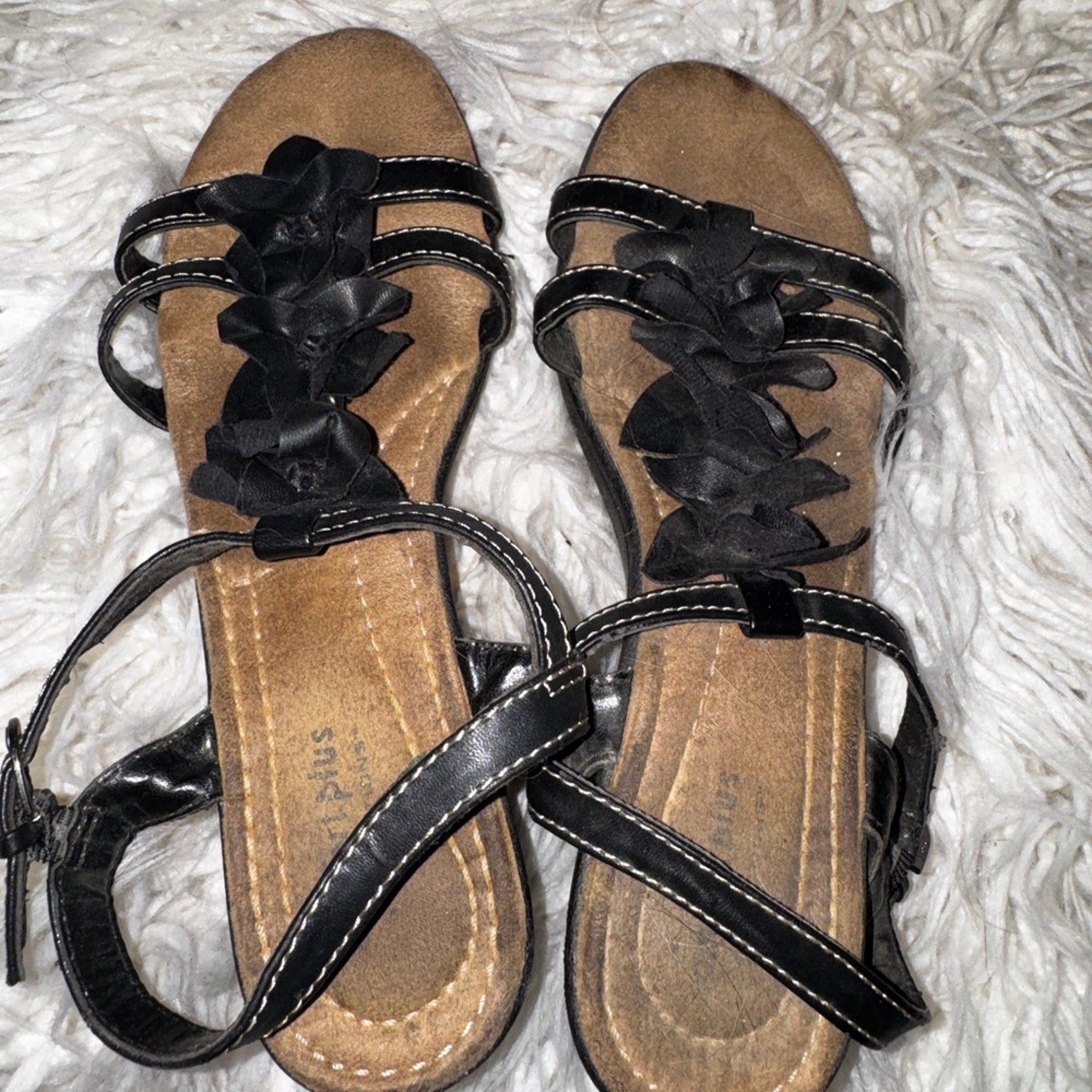 Comfort Plus by Predictions Black Floral Sandals