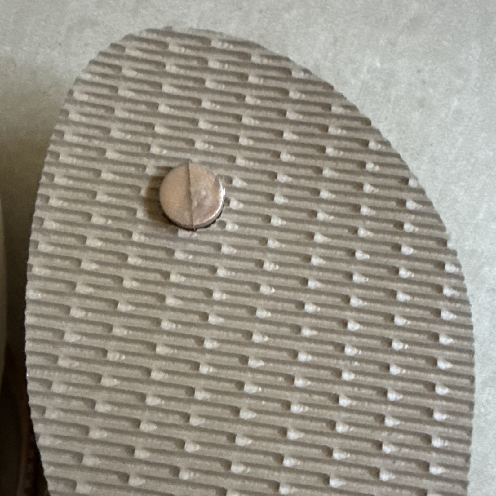 Havaianas Slim Light Bronze Metallic Bronze Strap 39/40 – New