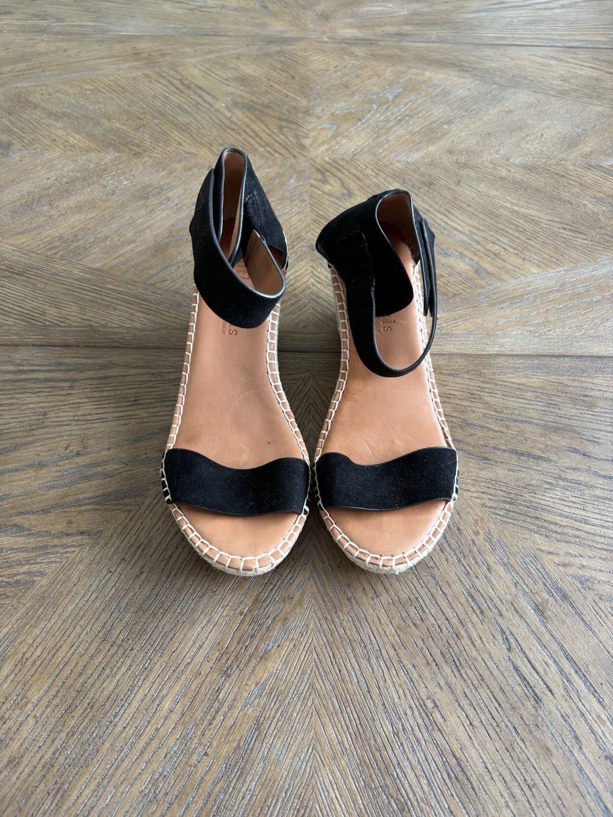 Kenneth Cole Gentle Souls Ladies Black Suede Wedges Size 8.5 NWOT