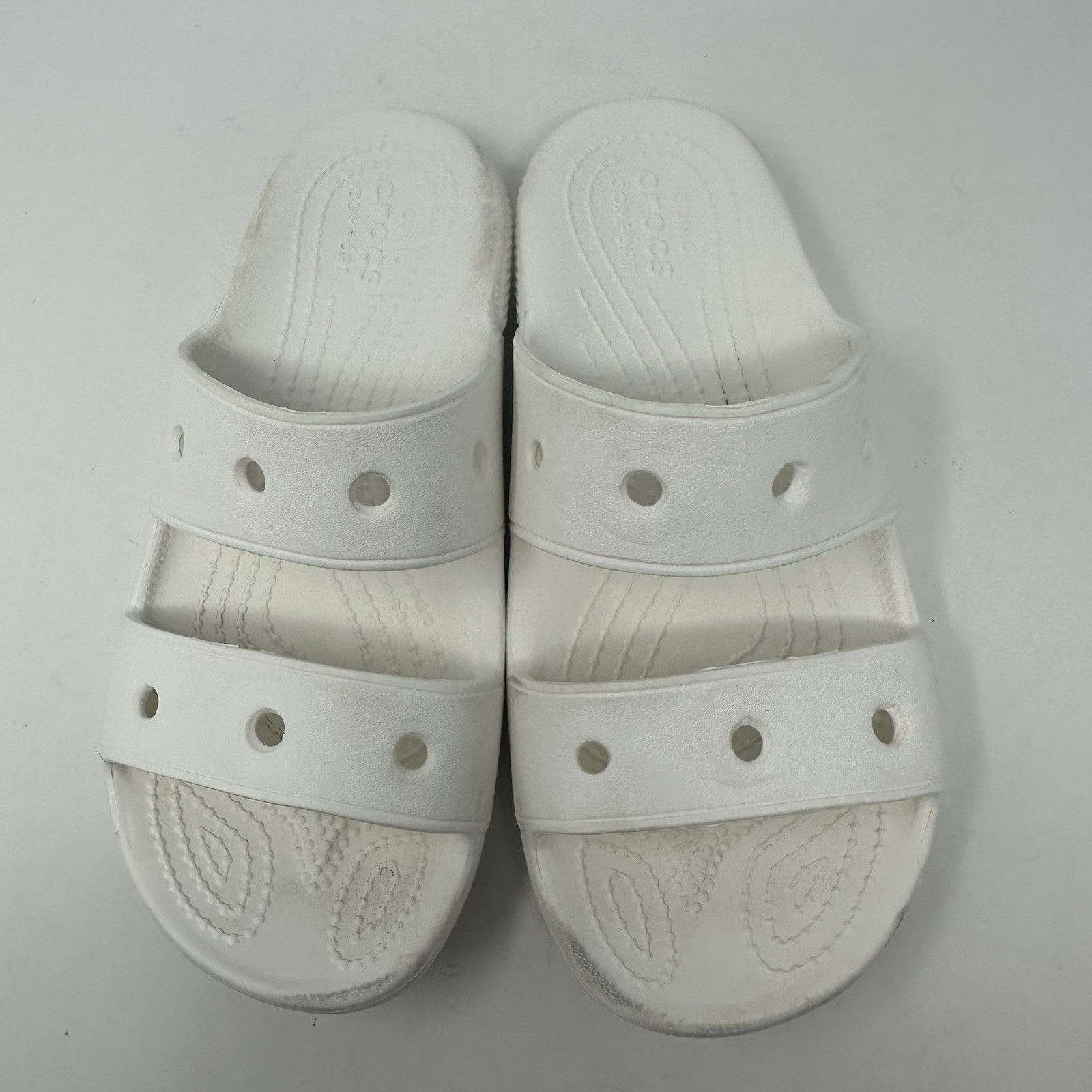 Crocs Classic Sandal Men Size 4 Women Size 6 White Slip On Two Strap Design
