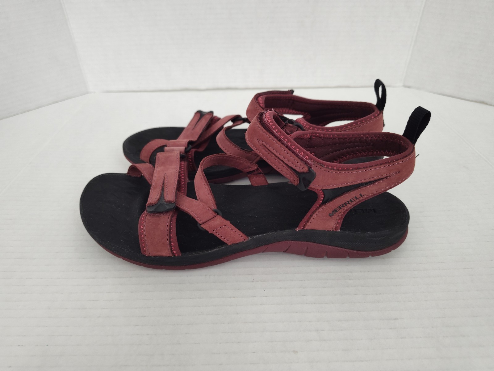 Merrell Siren Strap Q2 Sandals Womens Size 8 Burgundy Sporty Hiking Gorpcore