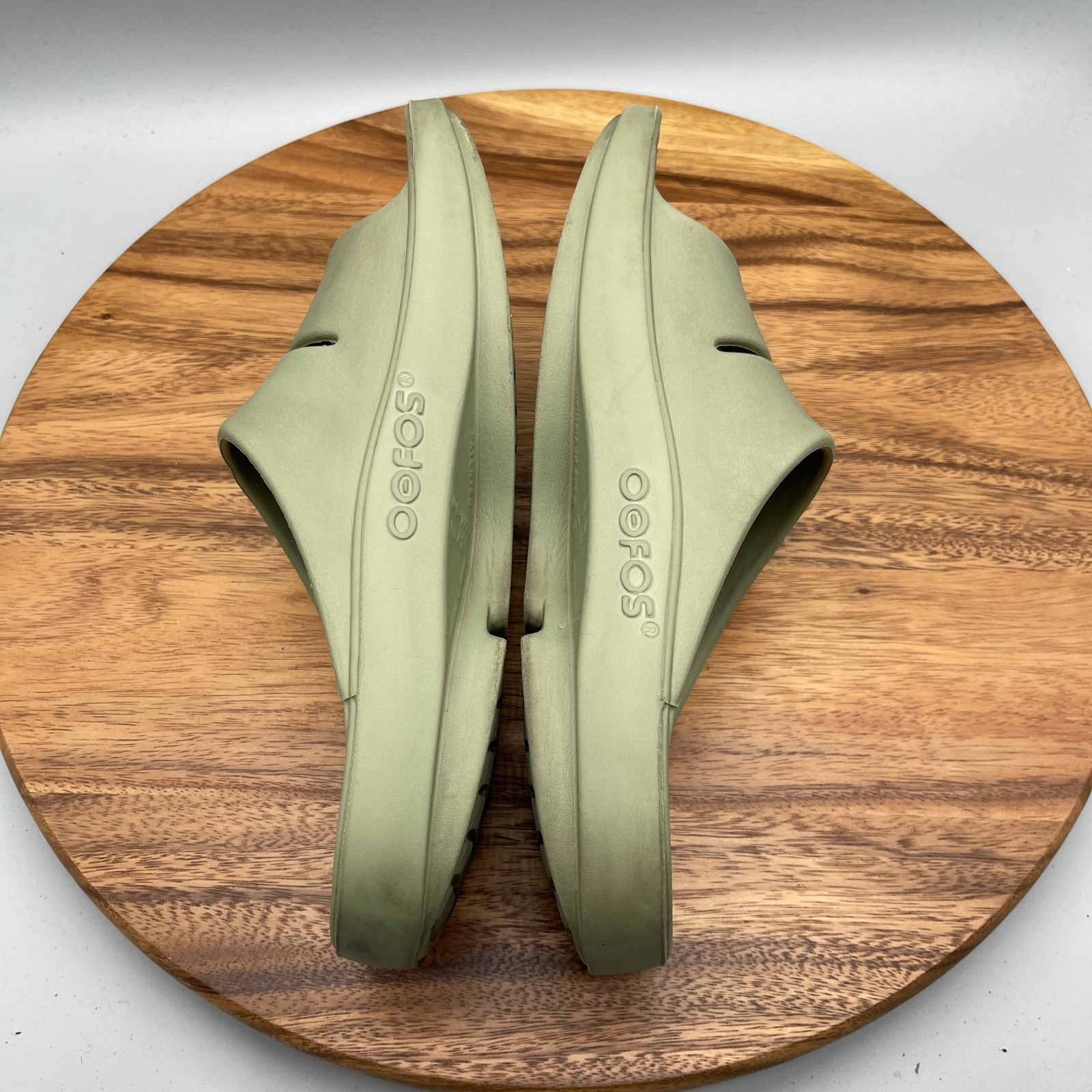 Oofos Original Sandals Mens Size 9 Green Recovery Thong Comfort Casual Shoes