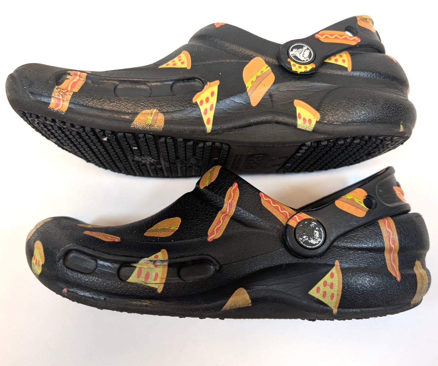 Crocs Bistro Hamburger Hotdogs Pizza Rare Graphics Unisex Sz. Men’s 4 Women’s 6