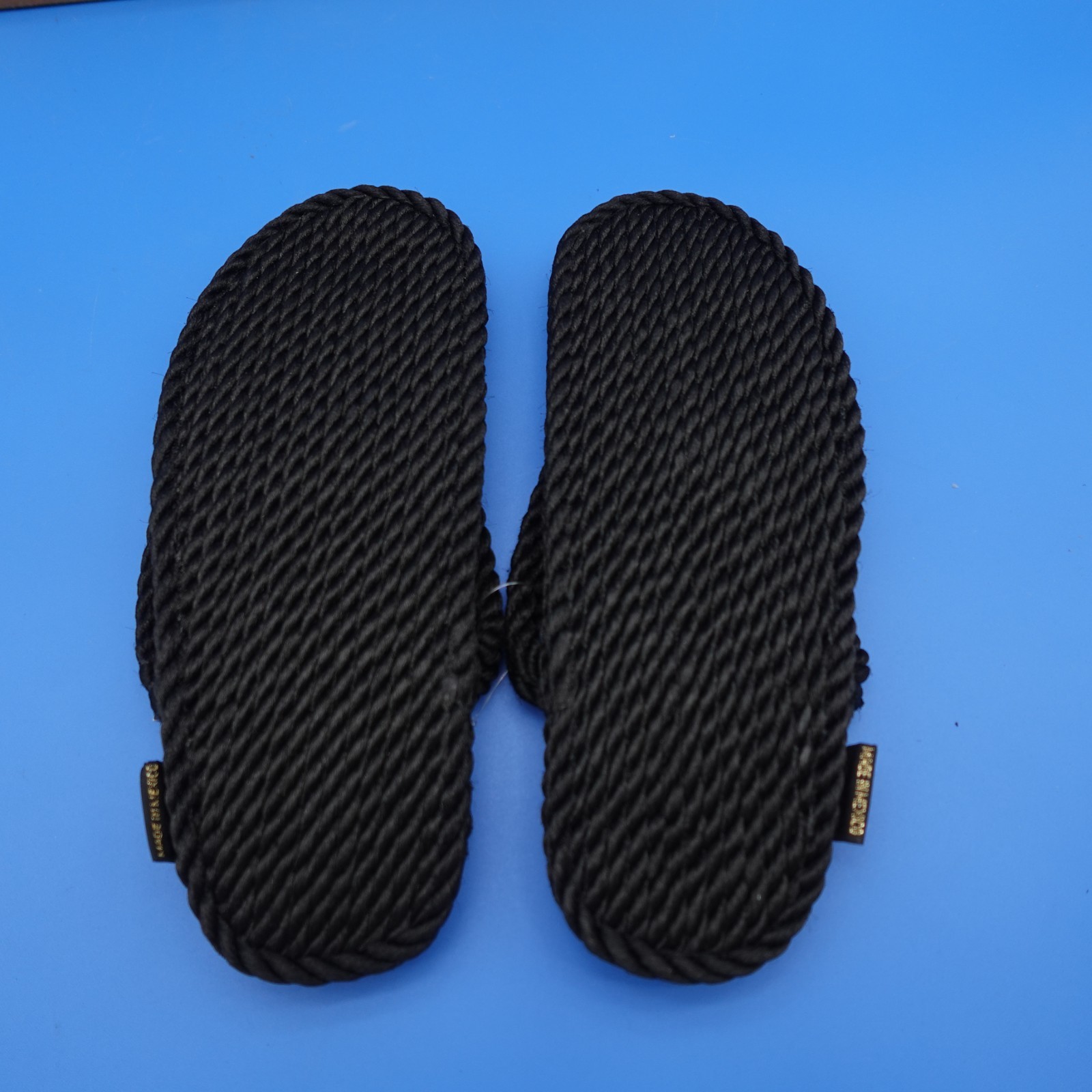 Gurkee’s Tobago Thong Rope Sandals Women’s Size 6 Black New With Box