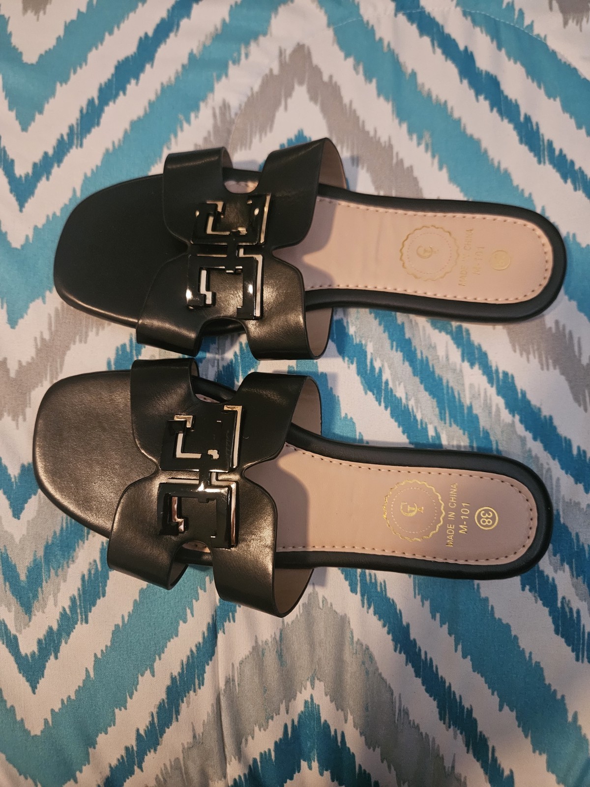 Women’s Black Slide Sandals Synthetic Buckle Straps Slip-On Casual US 7.5