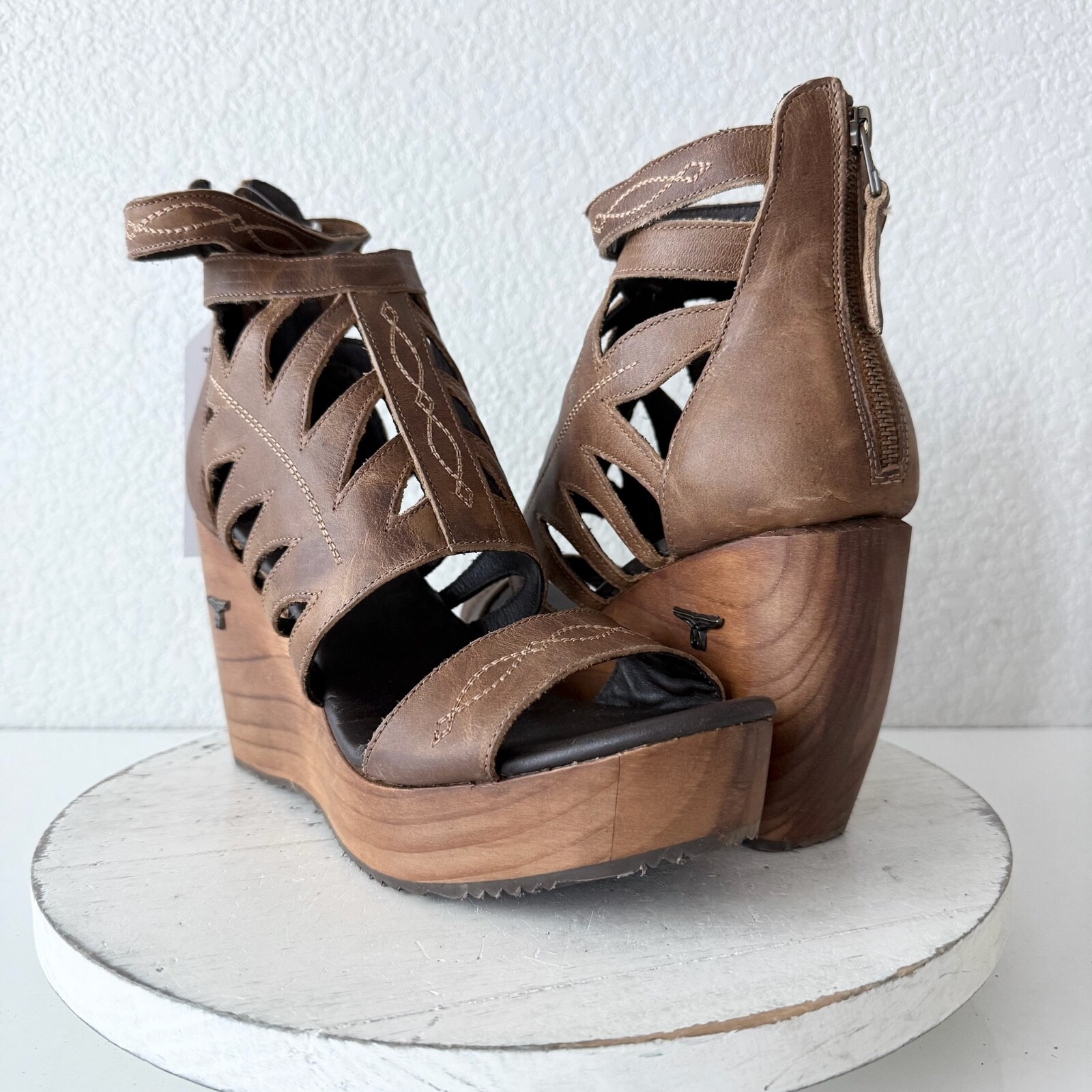 NEW Lane Boots BECCA Womens Brown Wedges 9.5 Western Sandals Cowgirl Wooden Heel