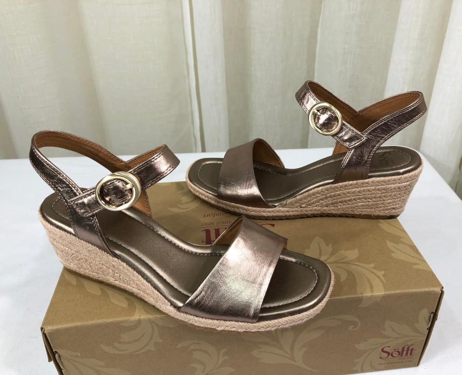 NIB Sofft Women Inez Espadrille Strappy Wedge Sandal US 9.5 Light Bronze Leather