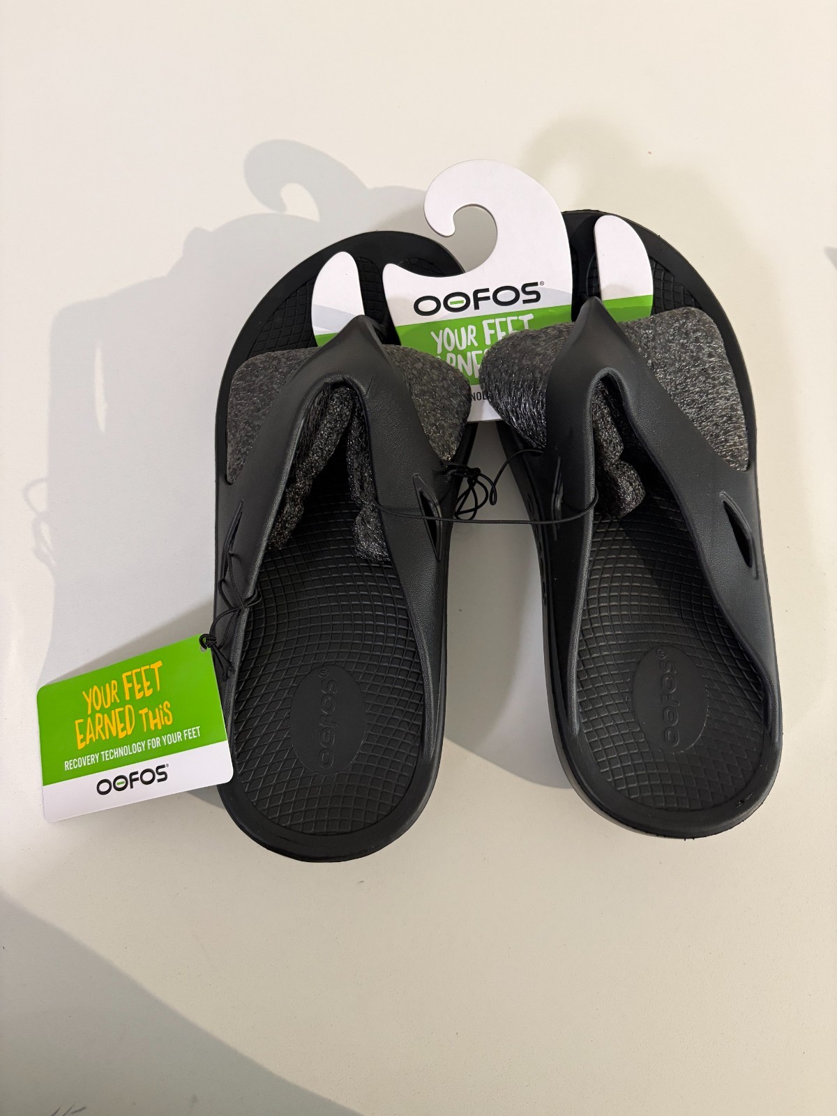 OOFOS Original Flip Flop; Mens ; Womens 7 Thong comfort sandals. New.