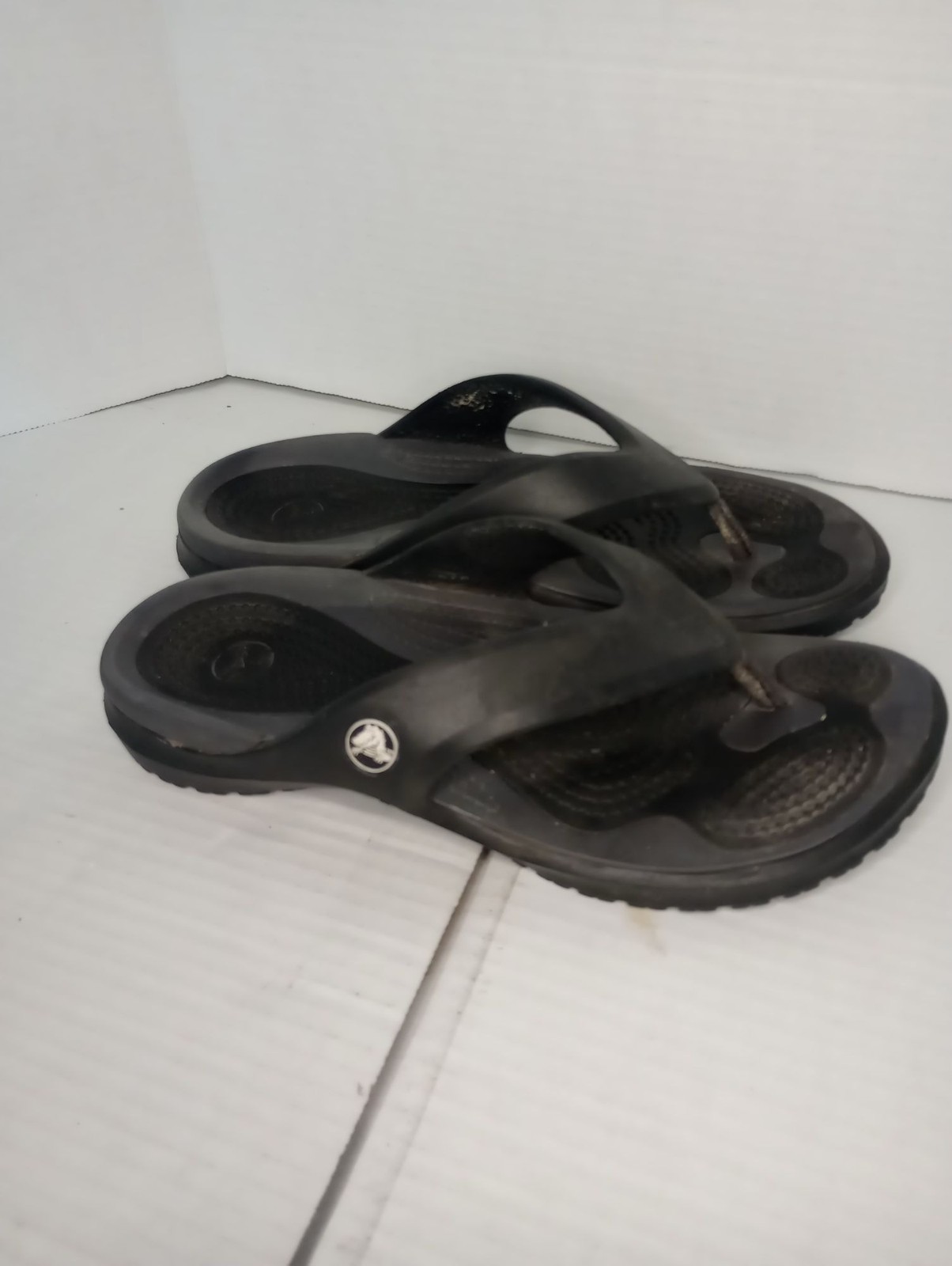 Crocs Black Flip Flops Sandals With Textured Insoles Size Unknown