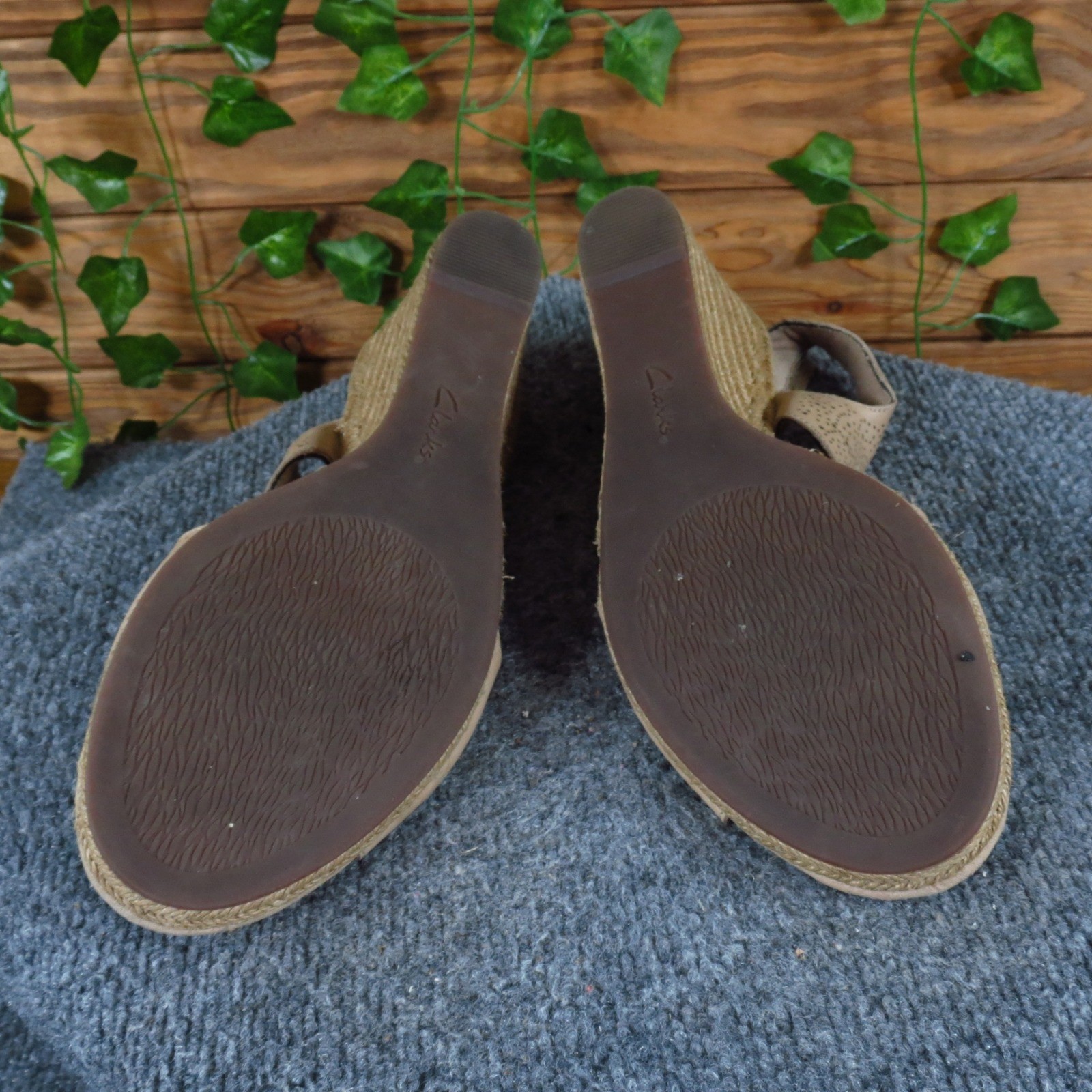 Clarks Lafley Rosen Women Sandal Size 12 Casual Dress Wedge Beige Leather
