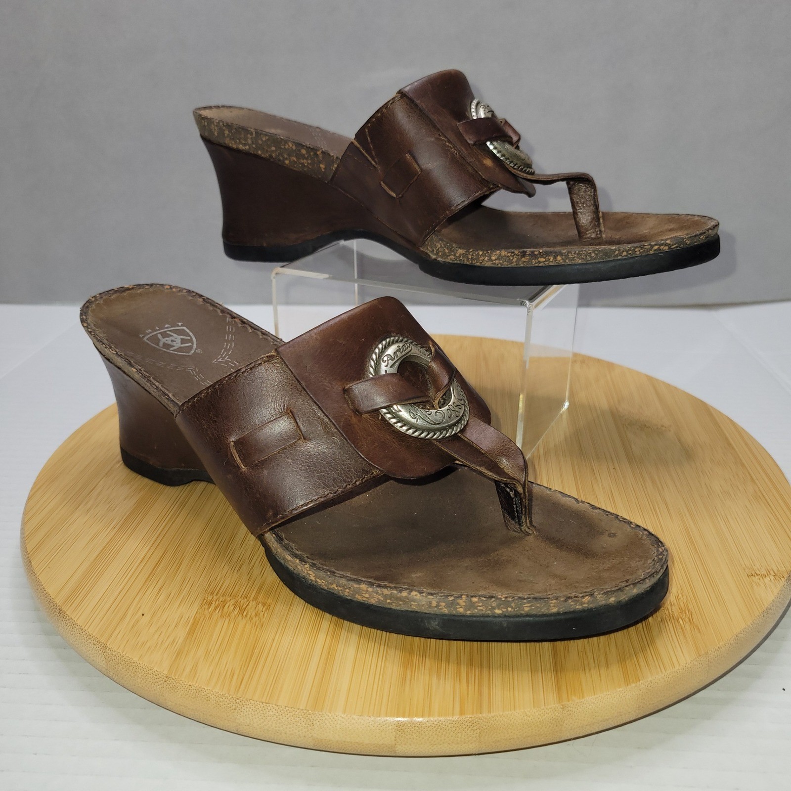 Ariat Wedge Sandals Women 7.5B Brown Leather Western Buckle Thong Shoes