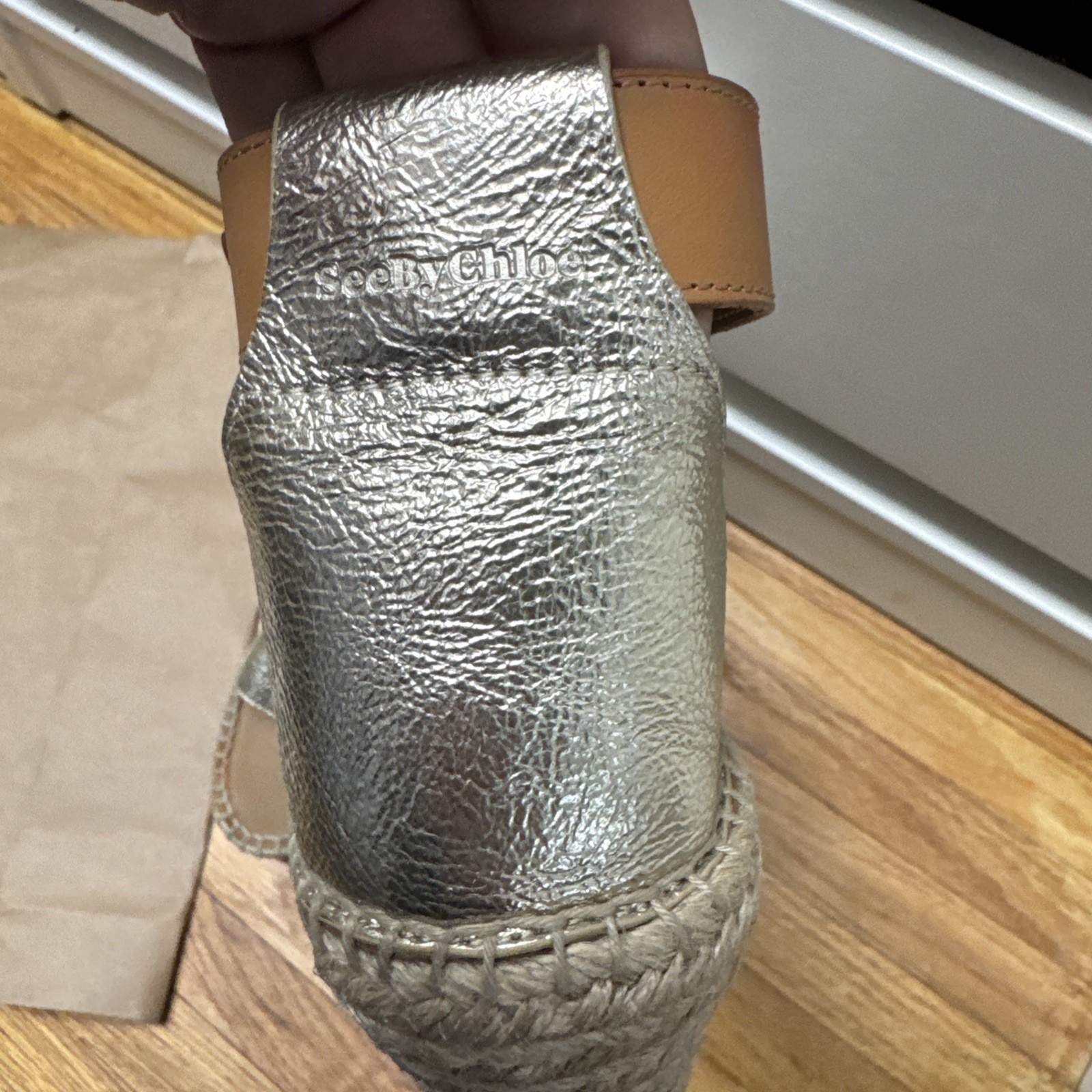 NWD $325 See By Chloe Glyn Platform Espadrille Wedge Sandal Gold Brown EU39/US 9