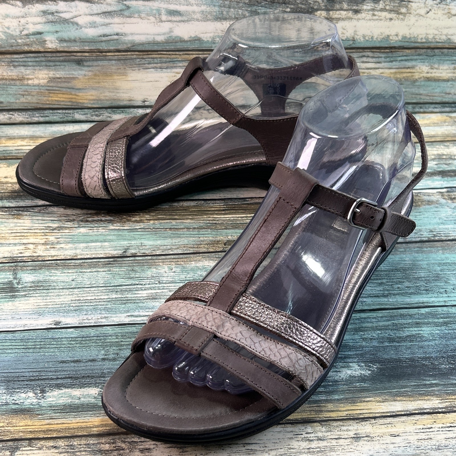 ECCO Sensata Sandals Size 8-8.5 T-Strap Open Toe Casual Dress Wedge Gray Leather