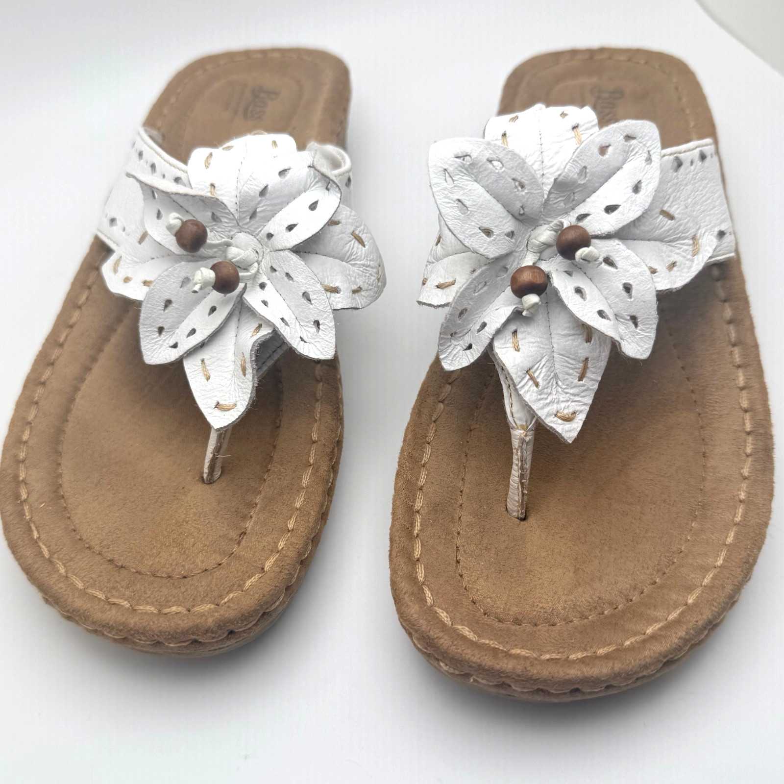 Bass Alana Sandal Womens 7M Leather Thong Boho Flower Beads