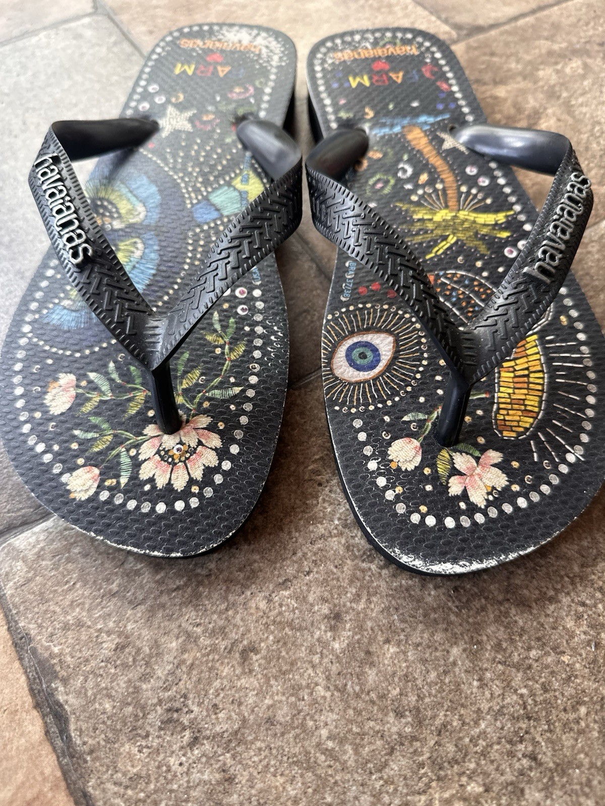 Havaianas x Farm Rio Women’s Flip Flop Sandals Black/Multicolor Floral 7/8