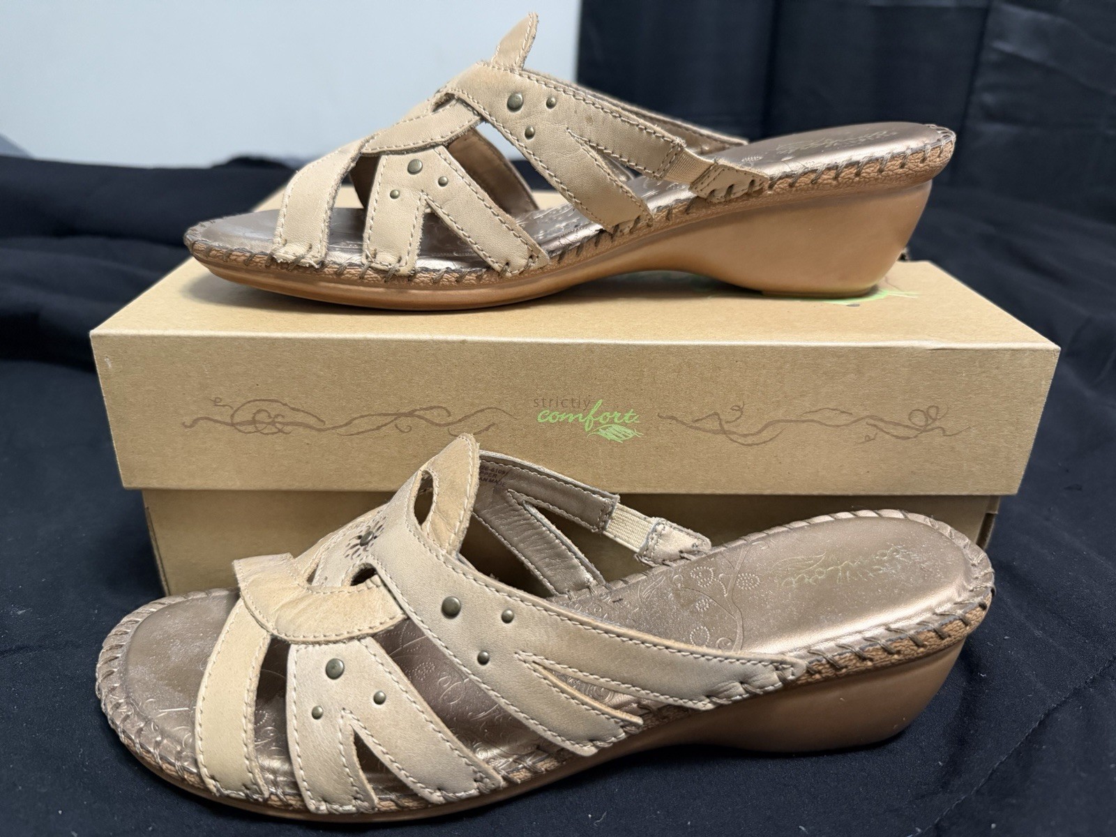 Strictly Comfort Women’s Tan Leather Strappy Studded Slip On Sandals US 9.5