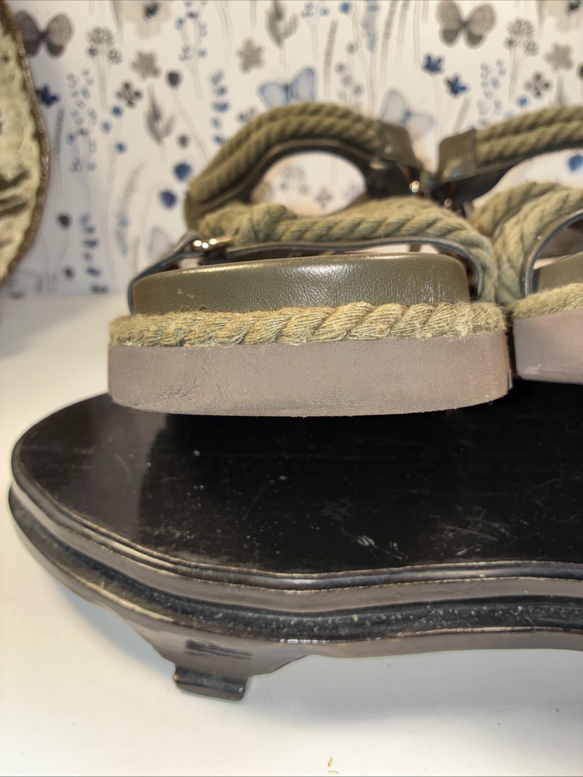 Exe Daphne 780 Flat Rope Sandal Olive Green Women’s Size US10 Measures 10 3/16