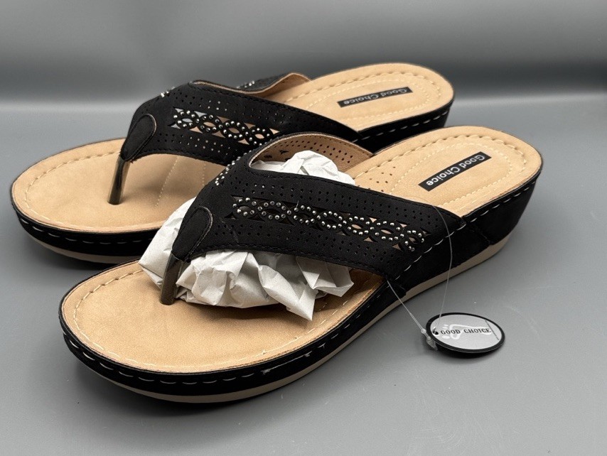 Good Choice Bari Wedge Sandal Size 10