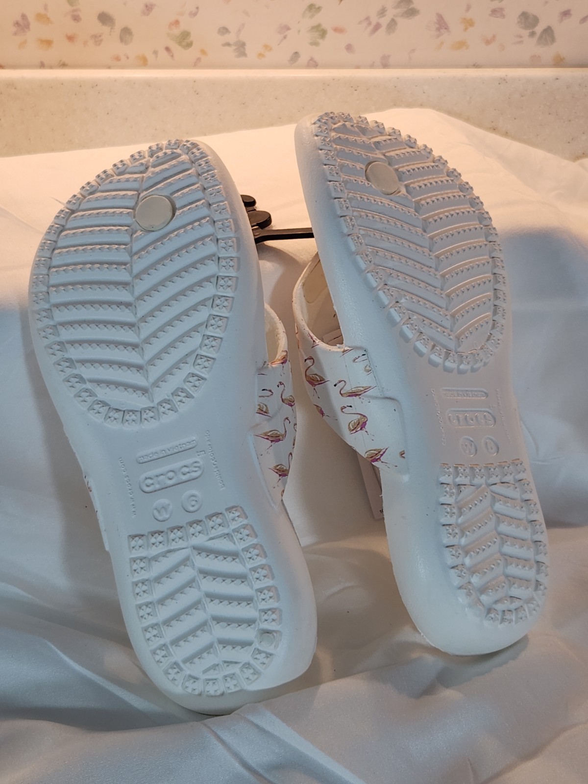 Crocs Kadee Sandals Pink Flamingo Slip On Thong Flip Flops 6