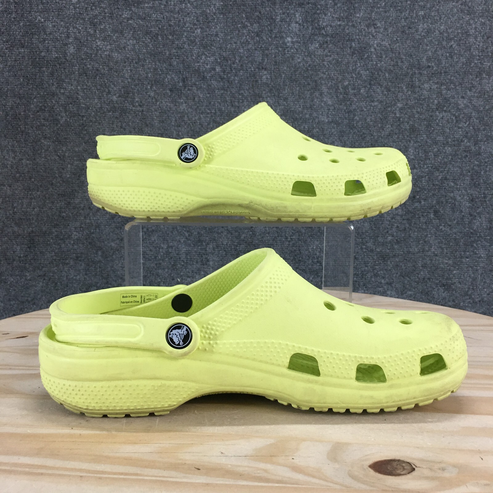 Crocs Sandal Womens 11 Yellow Daylily Classic Clogs Slingback Cut Out Comfort