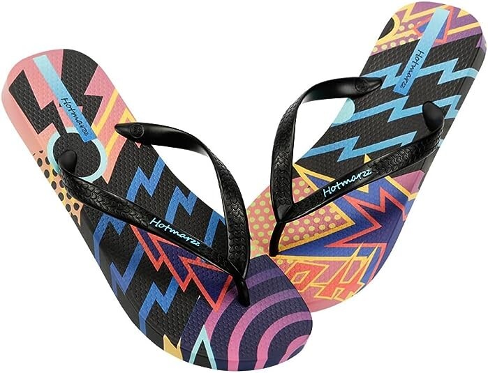 Hotmarzz Women’s Flip Flops Colorful Sandals Fashion Beach Slippers Black Strap