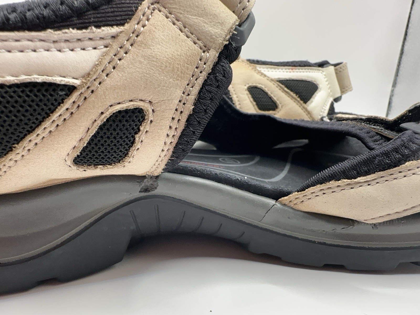 ECCO Women’s Yucatan Sport Sandals EU 41 US 10/10.5 Tan Light Beige Leather EUC