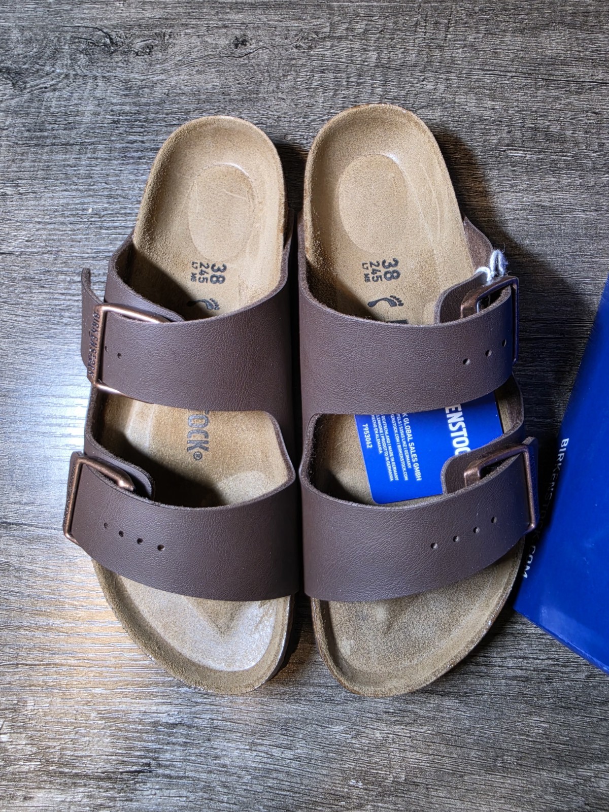 Size 7 Birkenstock Arizona BS Dark Brown Size 38N