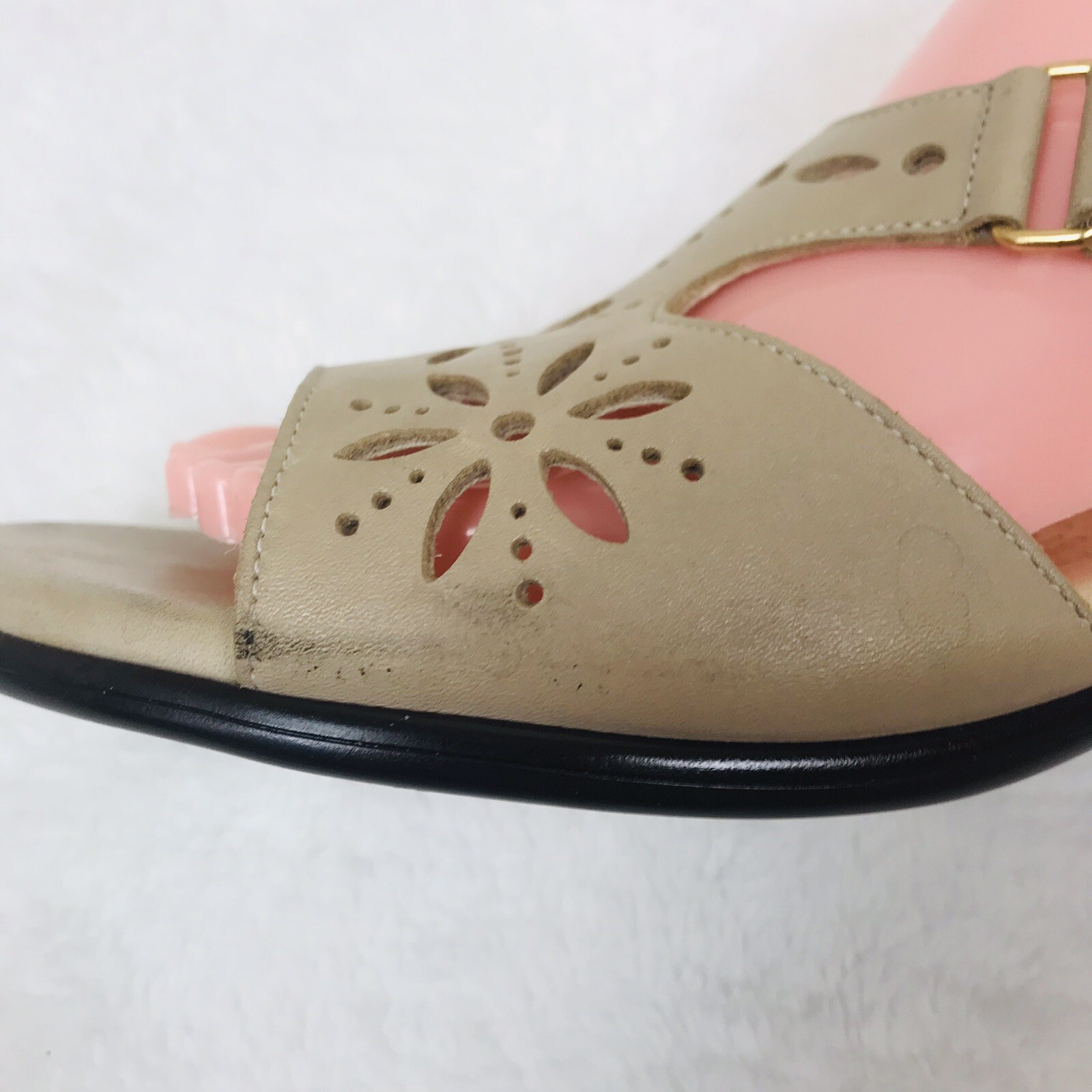 SAS Womens Sandal Size 8.5N Beige Tan Bone Ankle Strap Tripad Comfort Sunburst