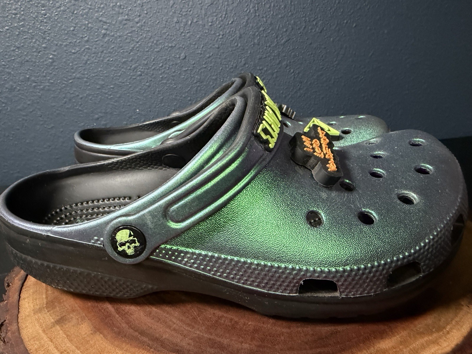 Crocs X Harry Potter “The Dark Arts” Lord Voldemort Slides Purple Green M7 W9