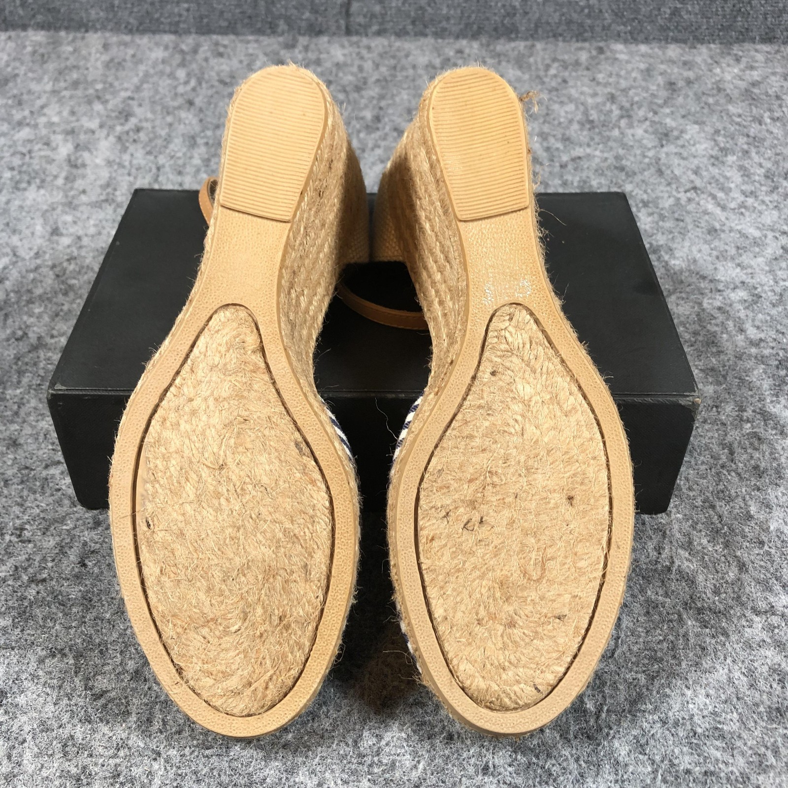 White Mountain Mamba Wedge Sandals Womens 9 Blue Stripe Espadrille