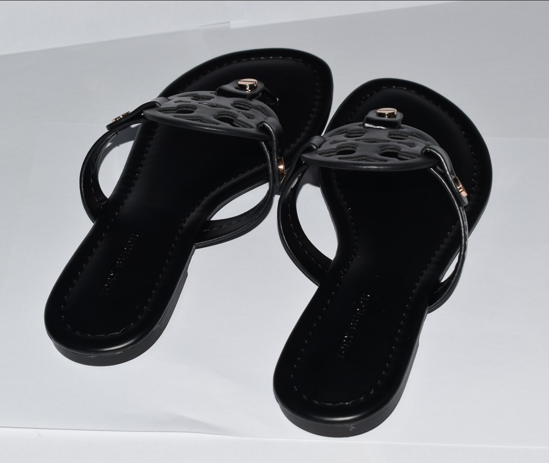Tory Burch Miller Black Leather Thong Sandals/Classic Logo/Size US7.5-8 NWOB