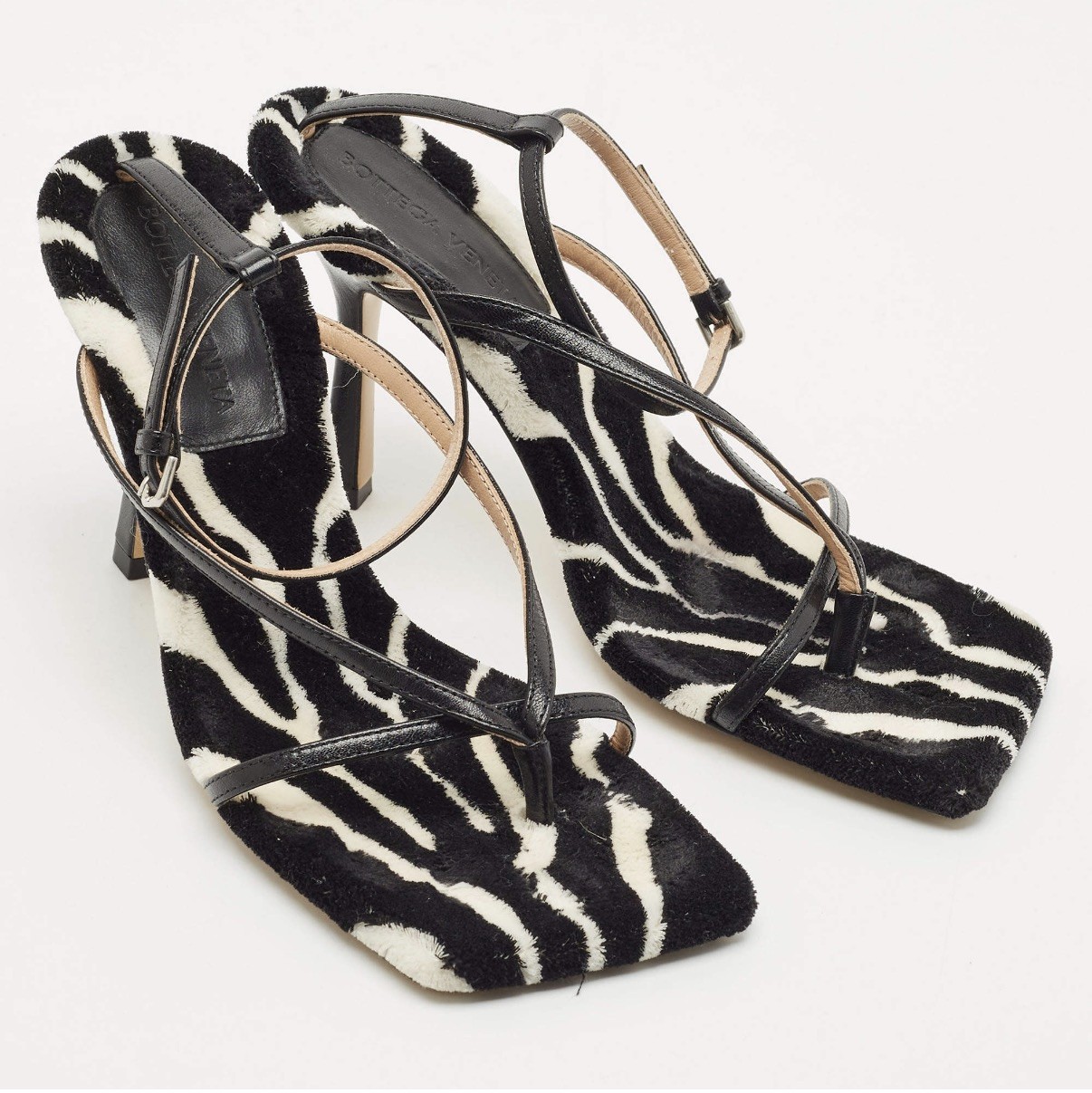 BOTTEGA VENETA MICROFIBER FAUX FUR CARPET STRETCH STRAP SANDAL ZEBRA SIZE 37