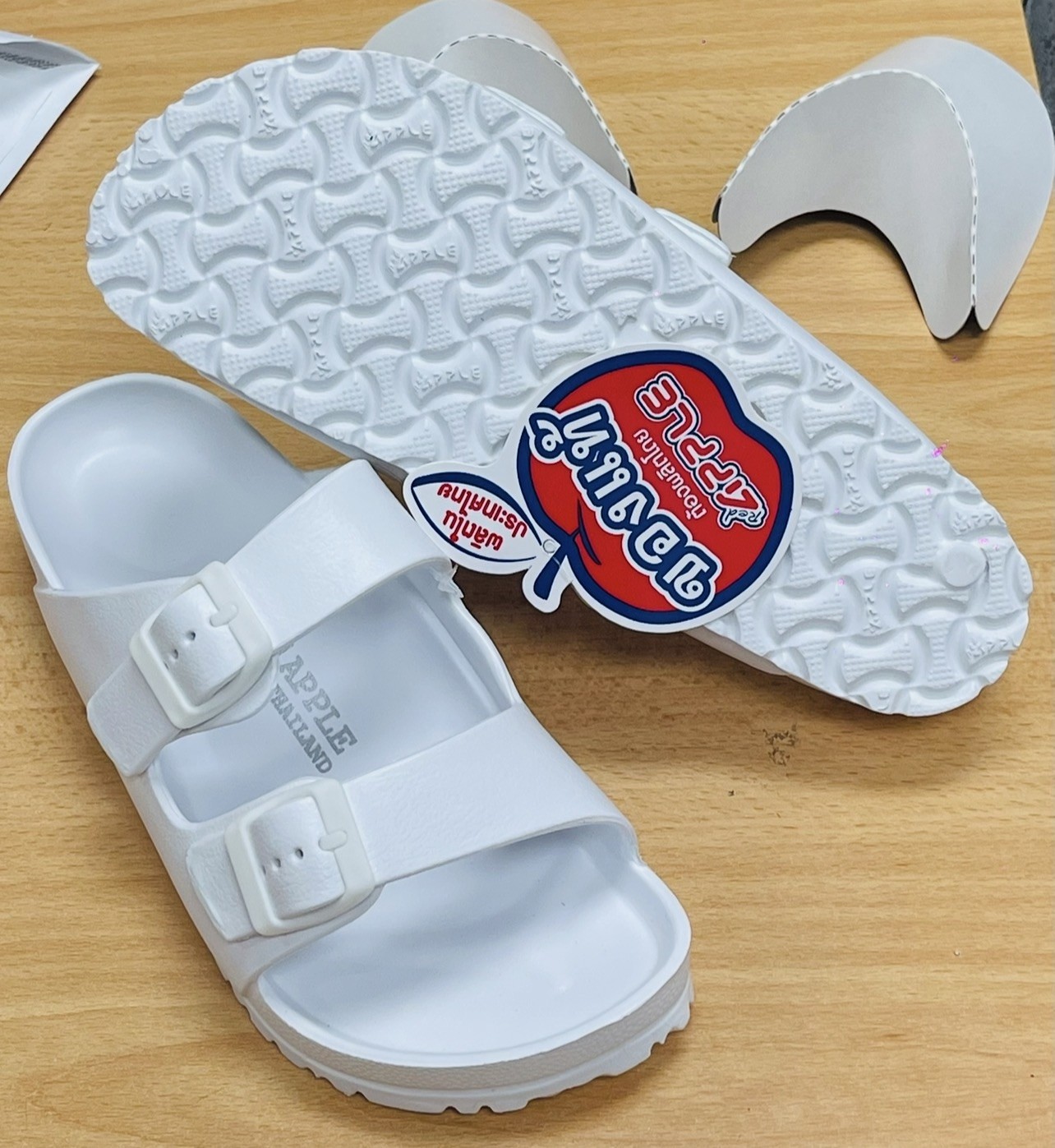 Red Apple Unisex Sandal 🩴 pick your size 36-37-38-39 and 40 Fast Shipping