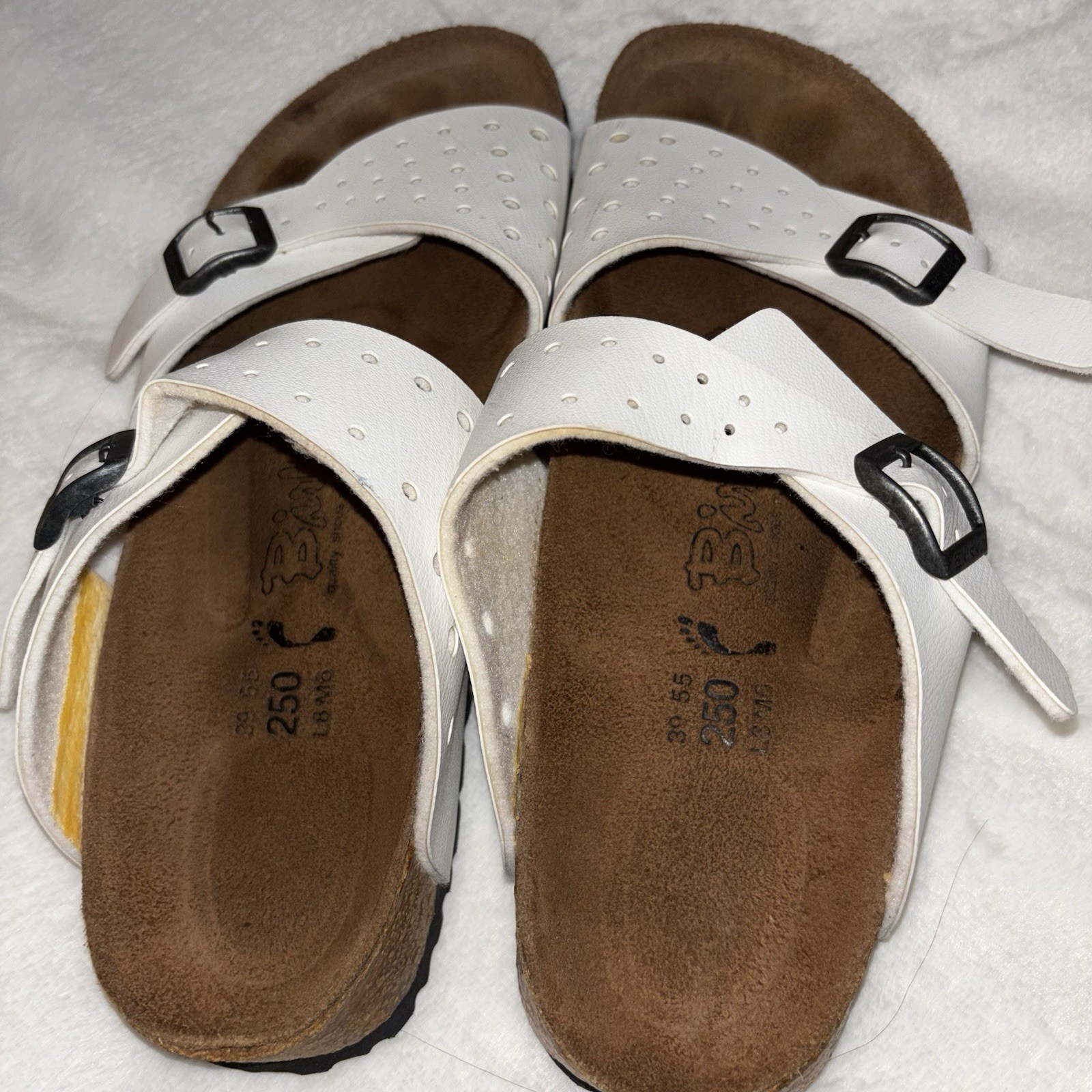 Birkenstock Birki’s Freeport White Perforated 2 Strap Sandals L8M6 Cork Sole